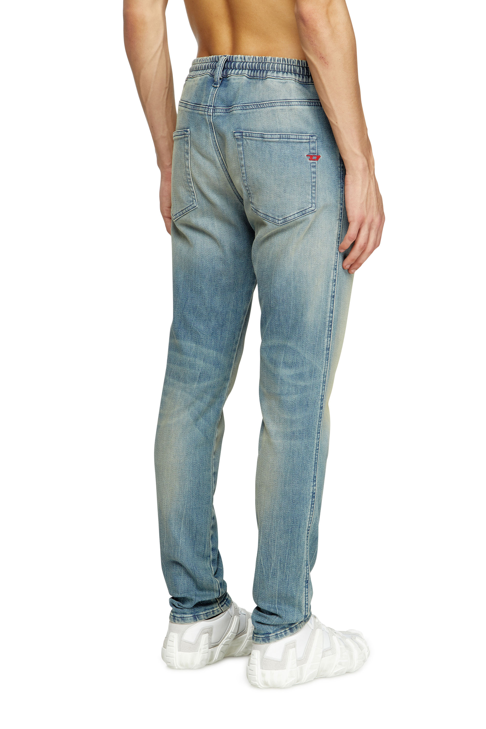 Diesel - Slim 2060 D-Strukt Joggjeans® 09M31 Homme, Bleu Clair - Image 4