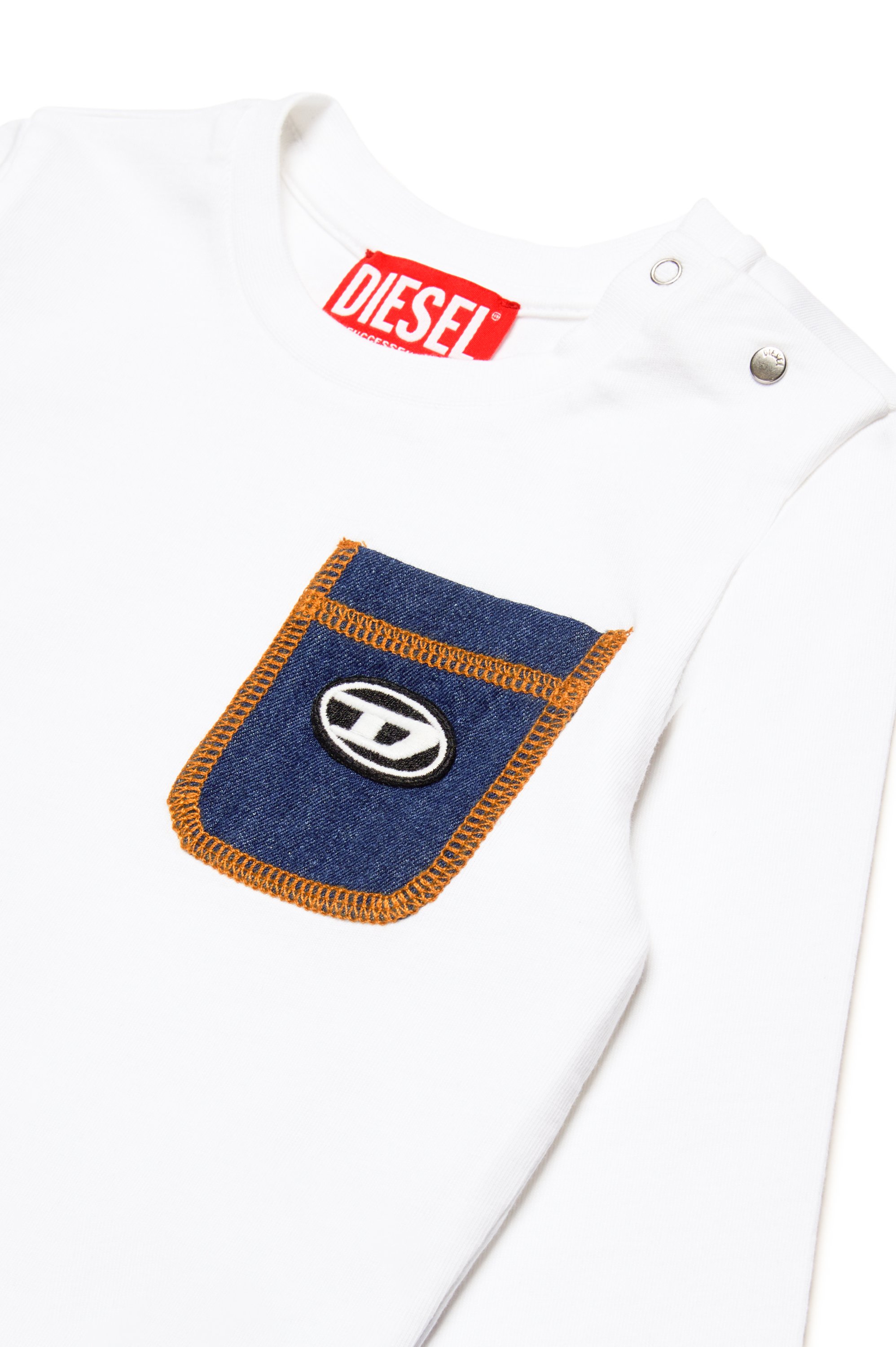 Diesel - TDUMBOB, T-shirt à manches longues avec poche en denim Homme in Blanc - 3