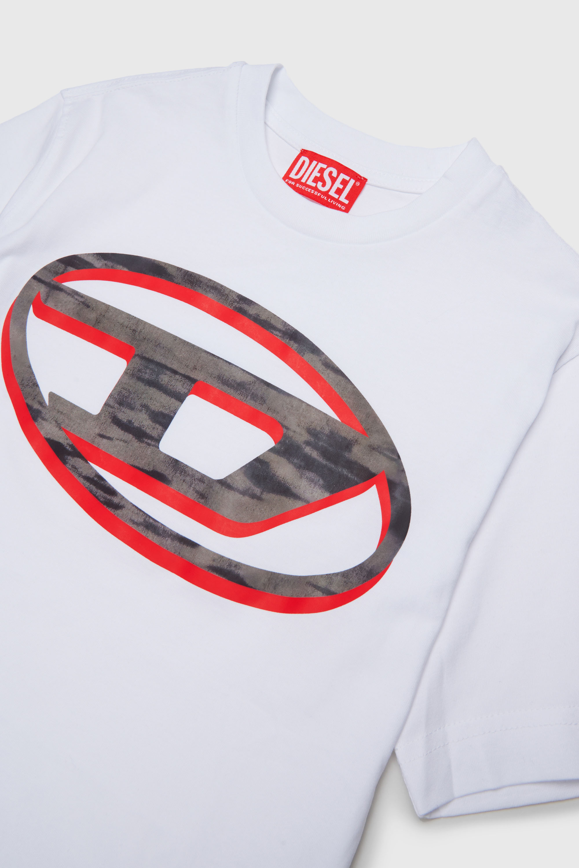 Diesel - TVEL OVER, T-shirt avec imprim&eacute; Oval D bicolore Homme in Blanc - 3