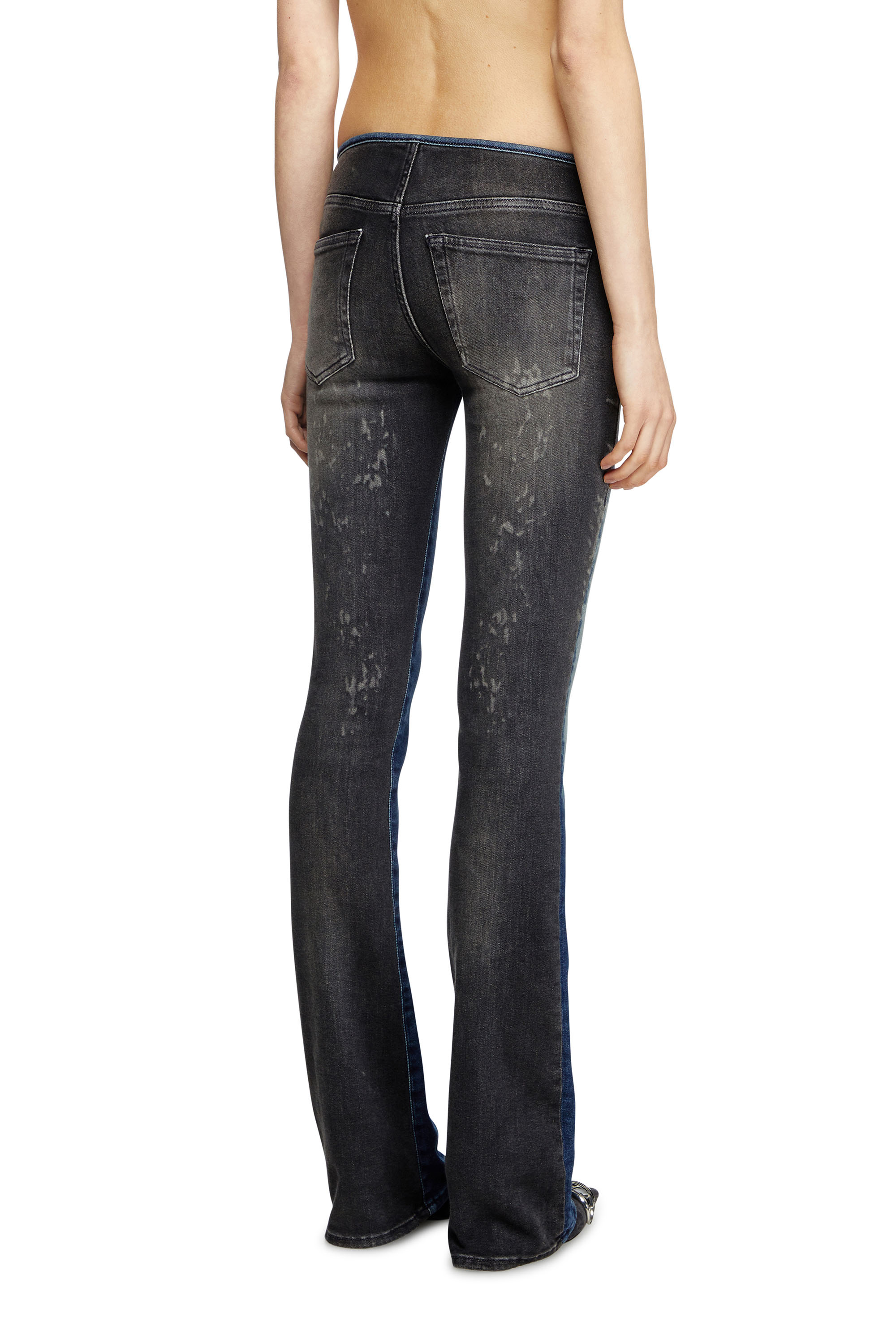 Diesel - Bootcut Jeans D-Gianna 0ABDL Femme, Bleu/Noir - Image 4