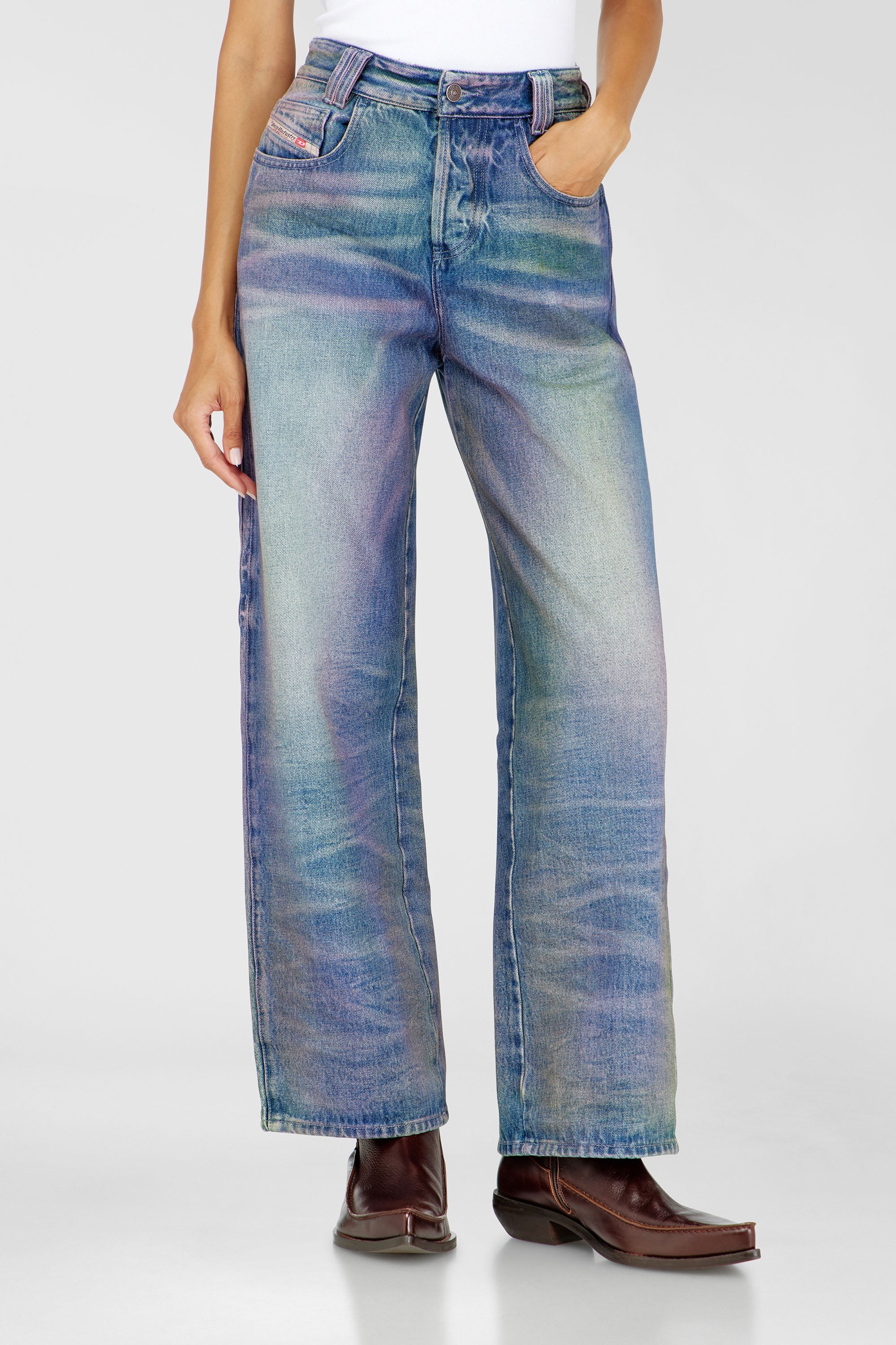 Diesel - Relaxed Jeans 1982 D-Hakou 007FW Mixte, Bleu moyen - Image 2
