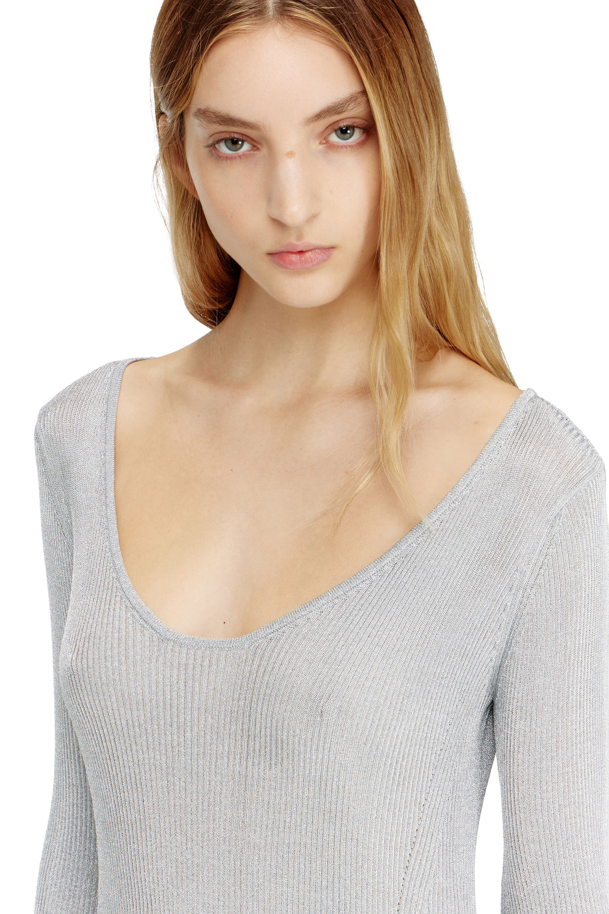 Diesel - M-DALILA, Robe courte en maille c&ocirc;tel&eacute;e m&eacute;tallis&eacute;e Femme in Gris - 5