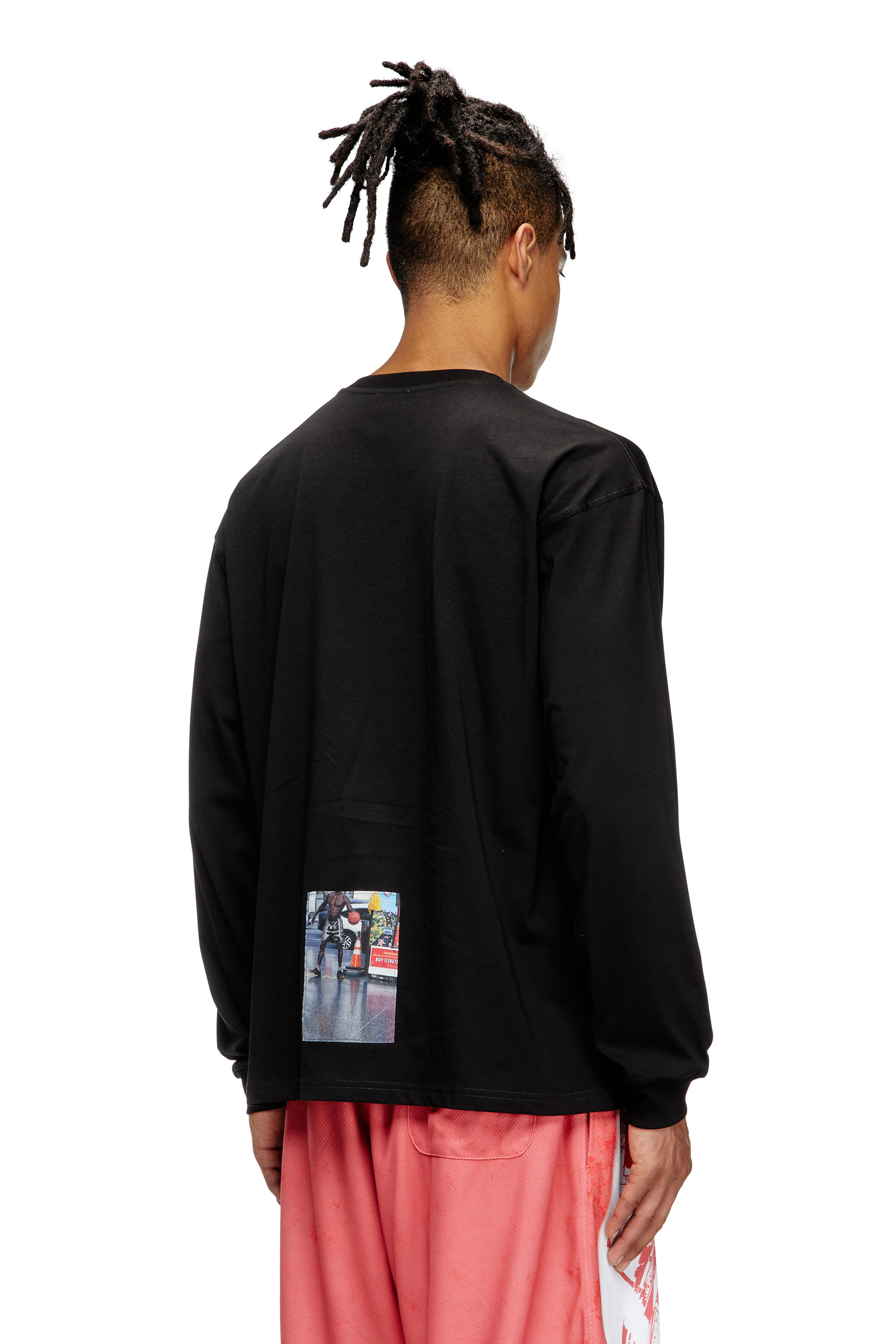 Diesel - T-BOXT-LS-T5, T-shirt à manches longues avec empiècements photo de logo Homme in Noir - 4