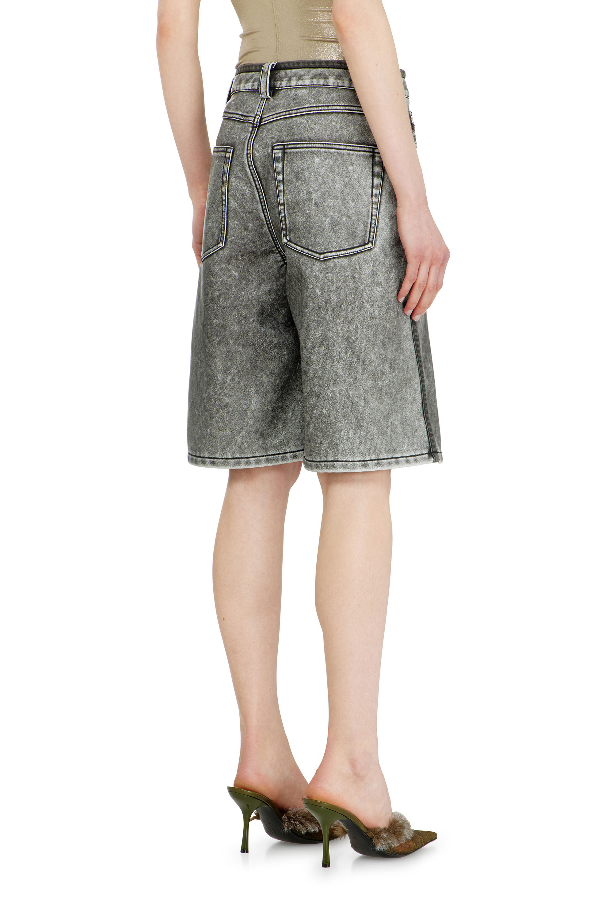 Diesel - P-ARLOR, Bermuda en PU Femme in ToBeDefined - 3