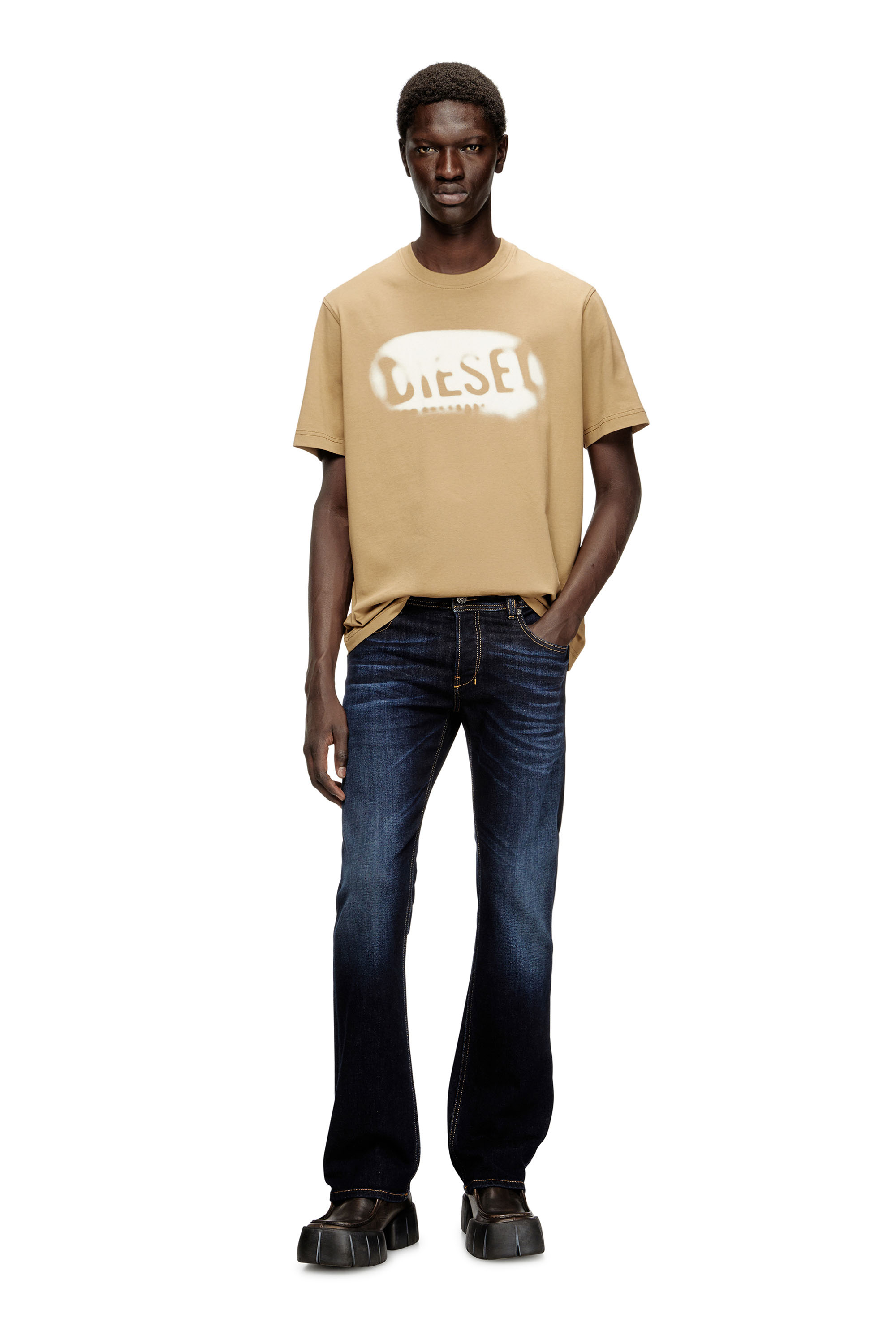Diesel - T-ADJUST-V2, T-shirt en coton léger avec logo délavé Homme in Beige - 2