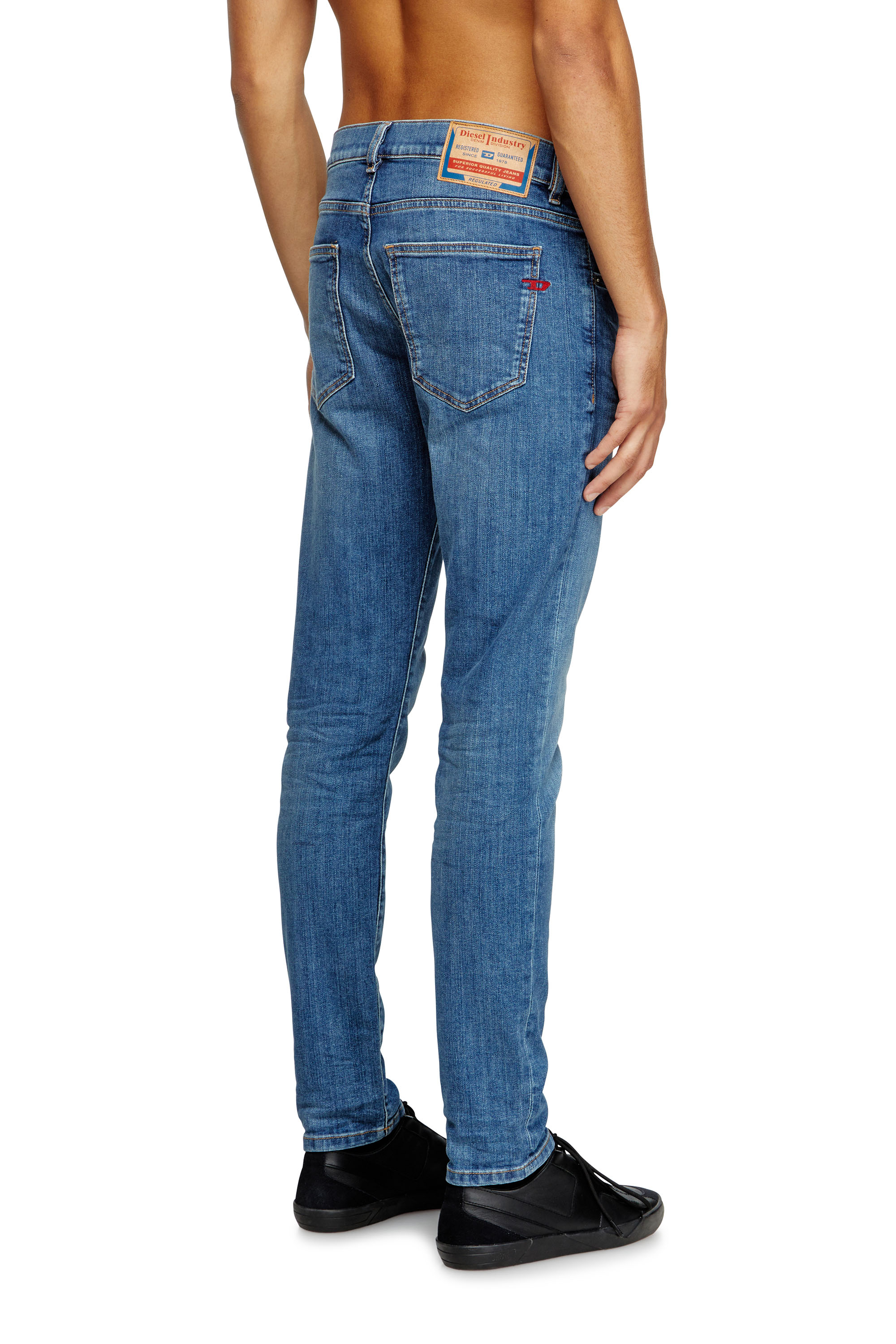 Diesel - Slim Jeans 2019 D-Strukt 0KIAL Homme, Bleu Clair - Image 4