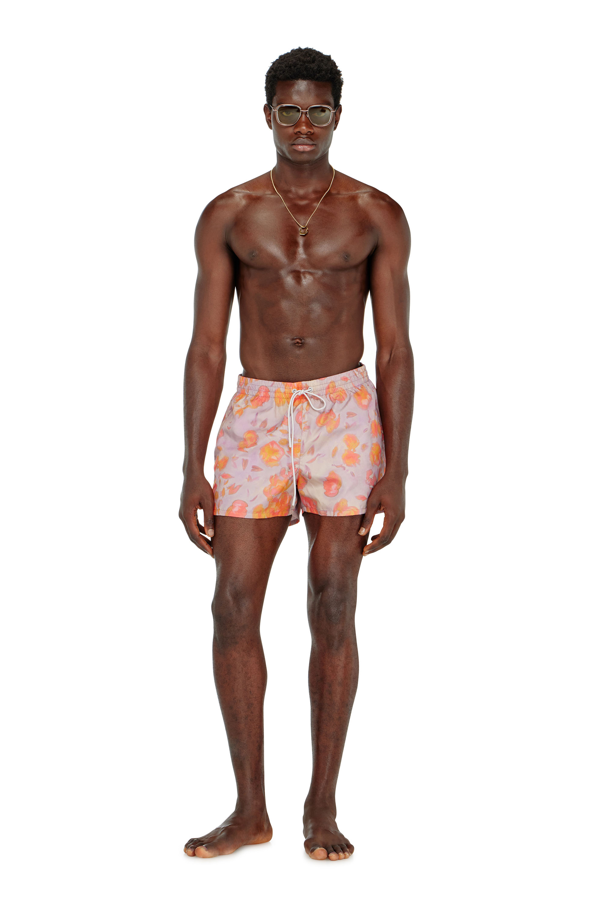 Diesel - OLLY-34-D-CORE, Short de bain m&eacute;tallis&eacute; &agrave; motif floral Homme in ToBeDefined - 1