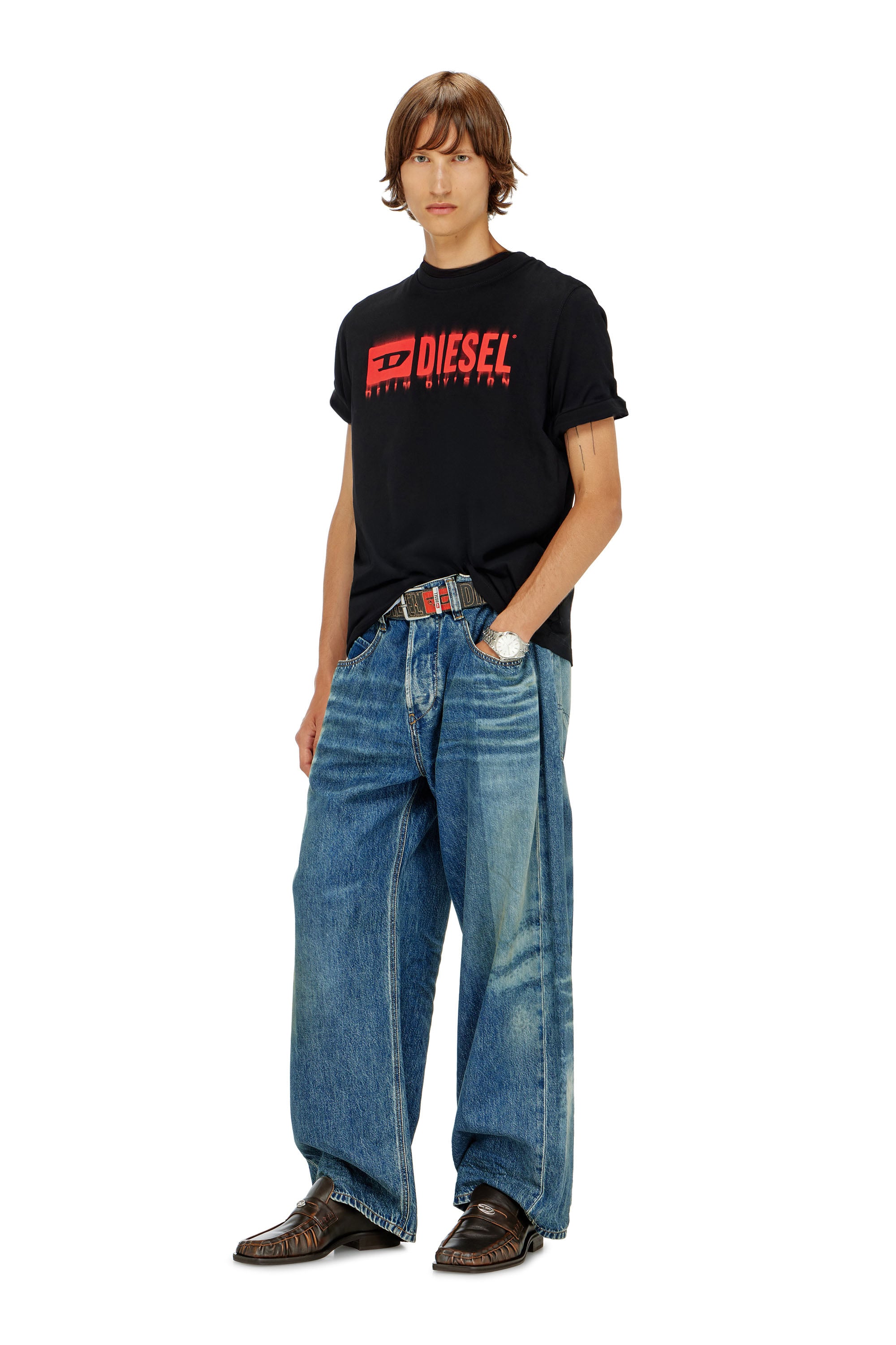 Diesel - T-ADJUST-Q7, T-shirt avec logo Diesel effet flou Homme in Noir - 2