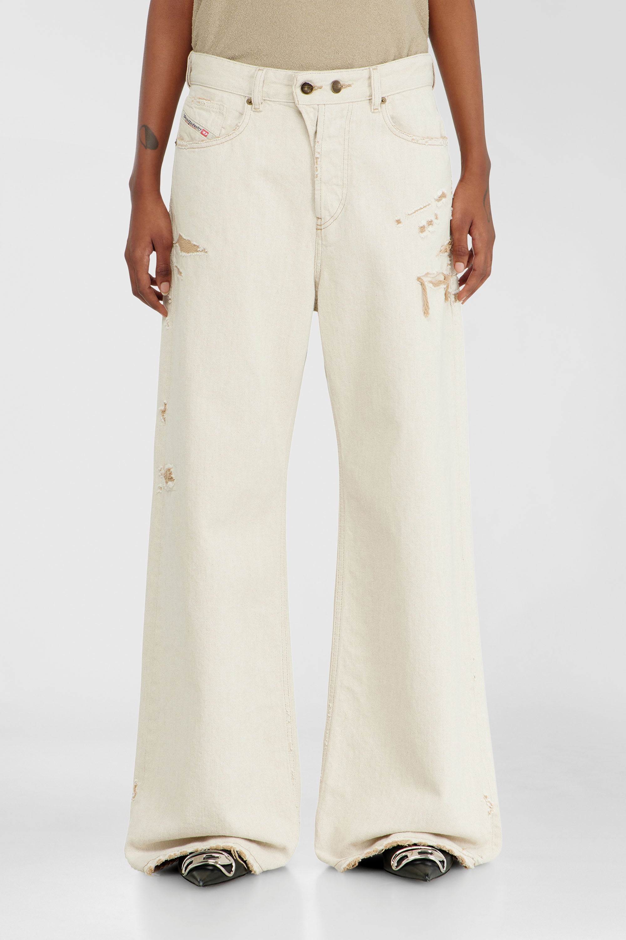 Diesel - Relaxed Jeans 1996 D-Sire 09P89 Femme, Beige - Image 1