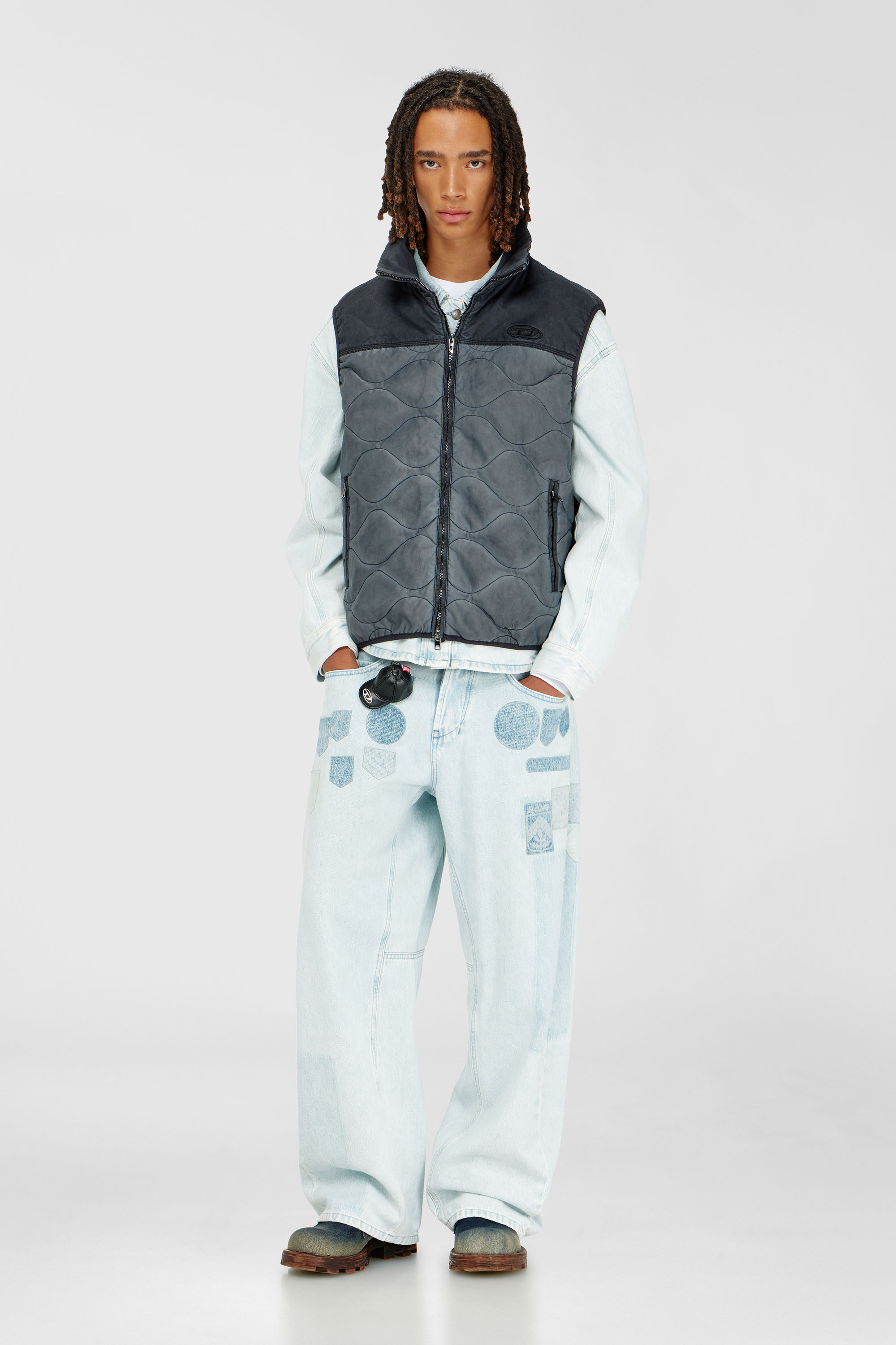 Diesel - J-ALVAR, Gilet matelass&eacute; avec col doubl&eacute; doux Homme in Gris - 2