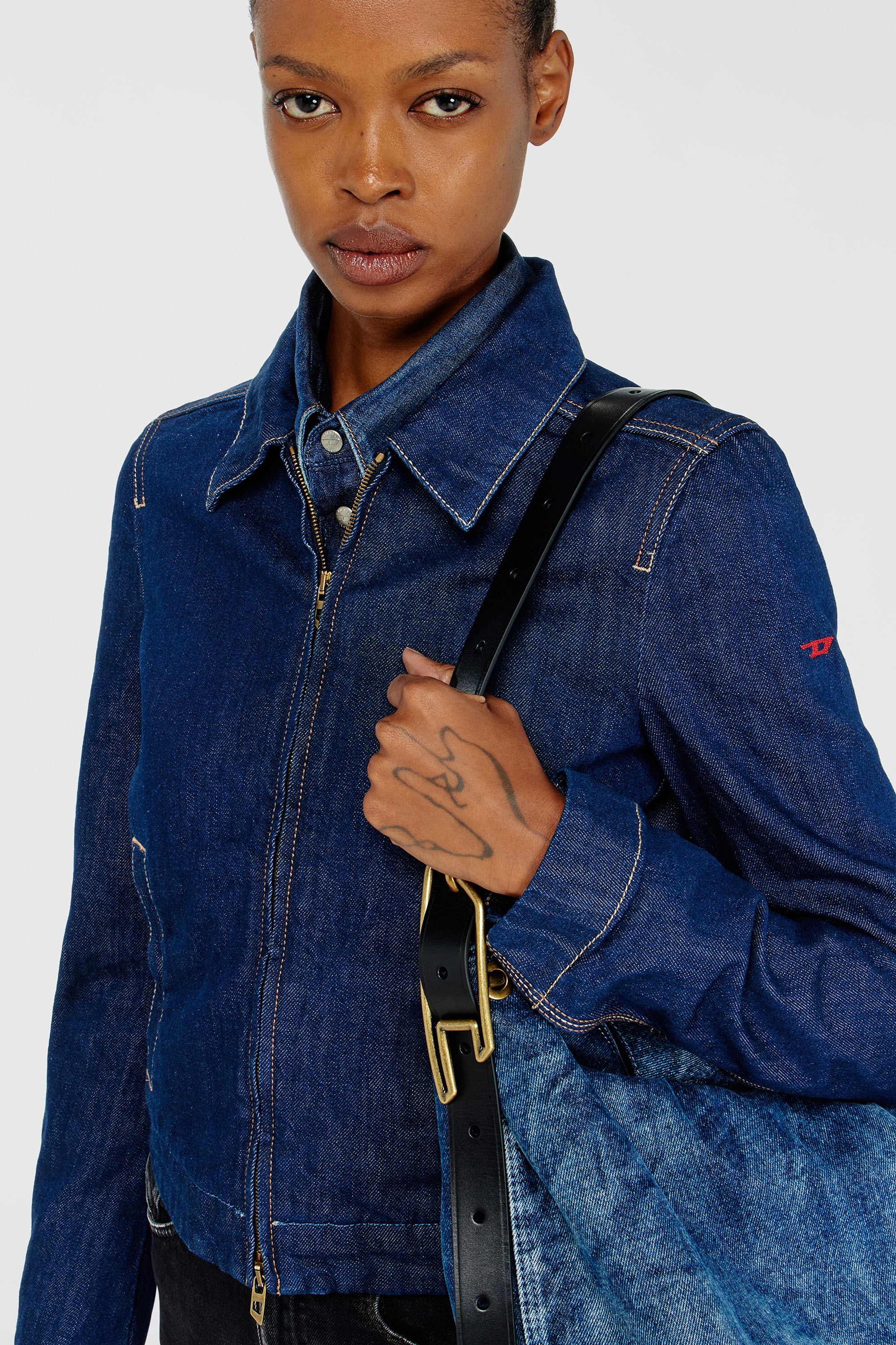 Diesel - DE-CORB, Veste coach en rinse denim Femme in Bleu - 5