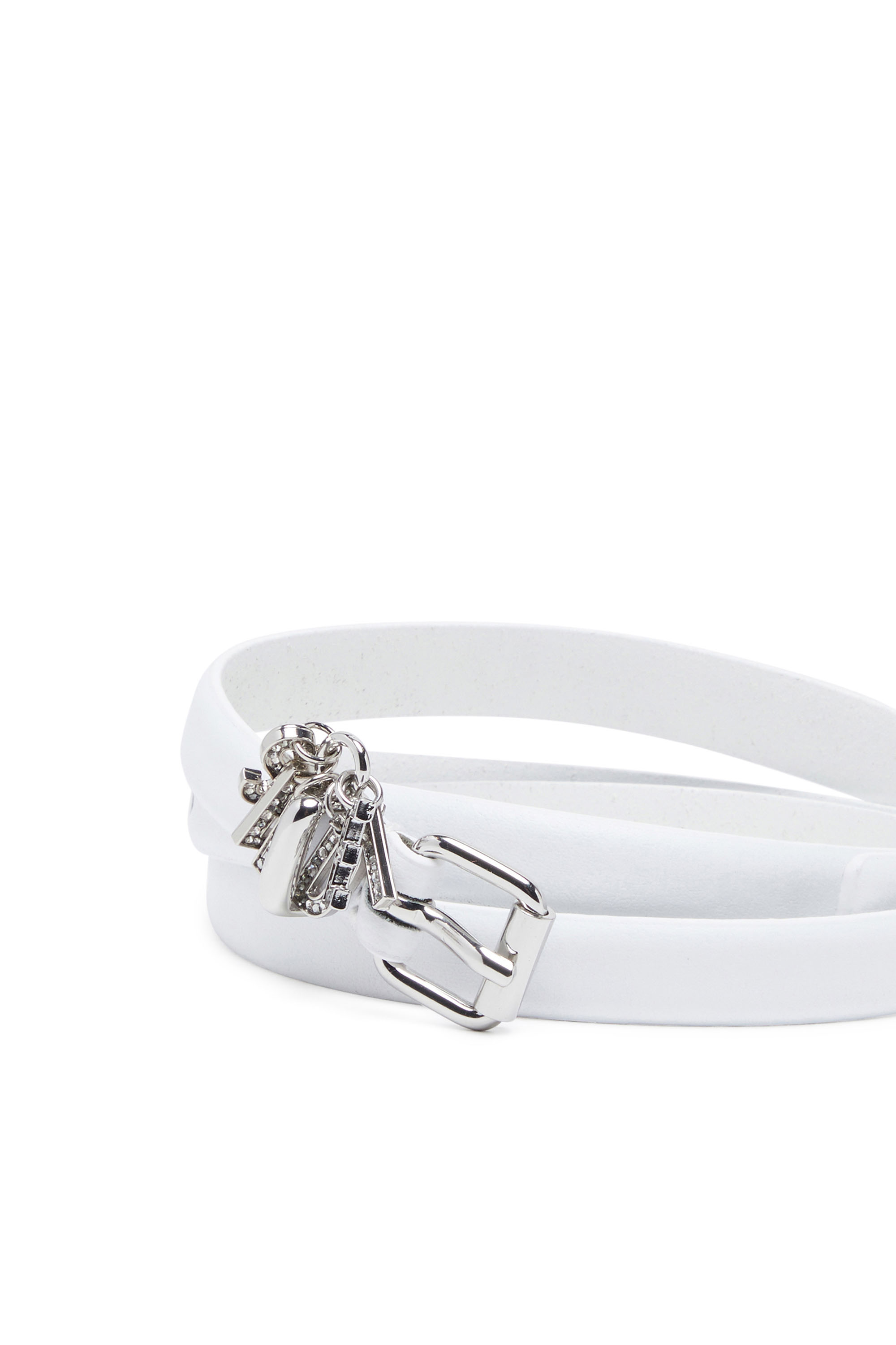 Diesel - B-CHARM-LOOP, Ceinture 1.4 cm en cuir avec breloques à logo en cristaux Femme in Blanc - 3