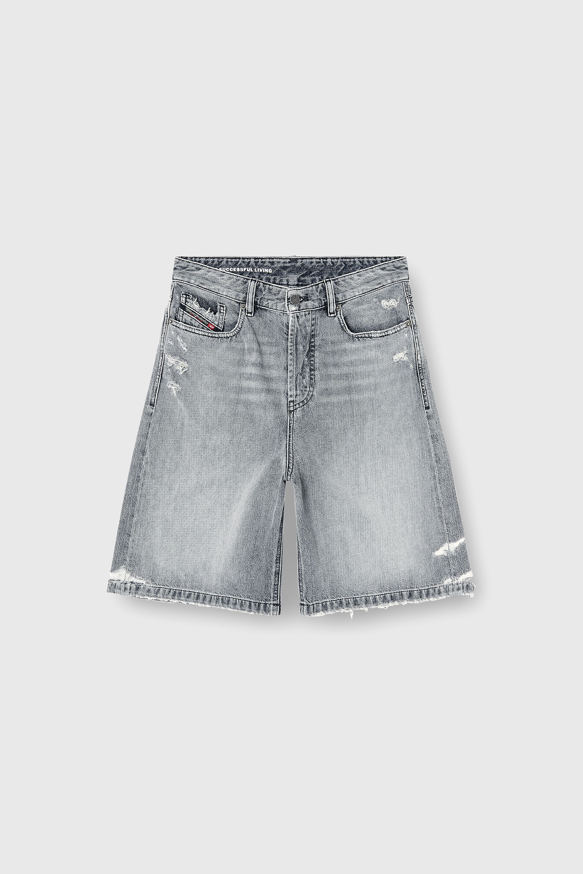 Diesel - DE-SIRE-SHORT, Short en denim &agrave; ourlets effiloch&eacute;s Femme in Gris - 2