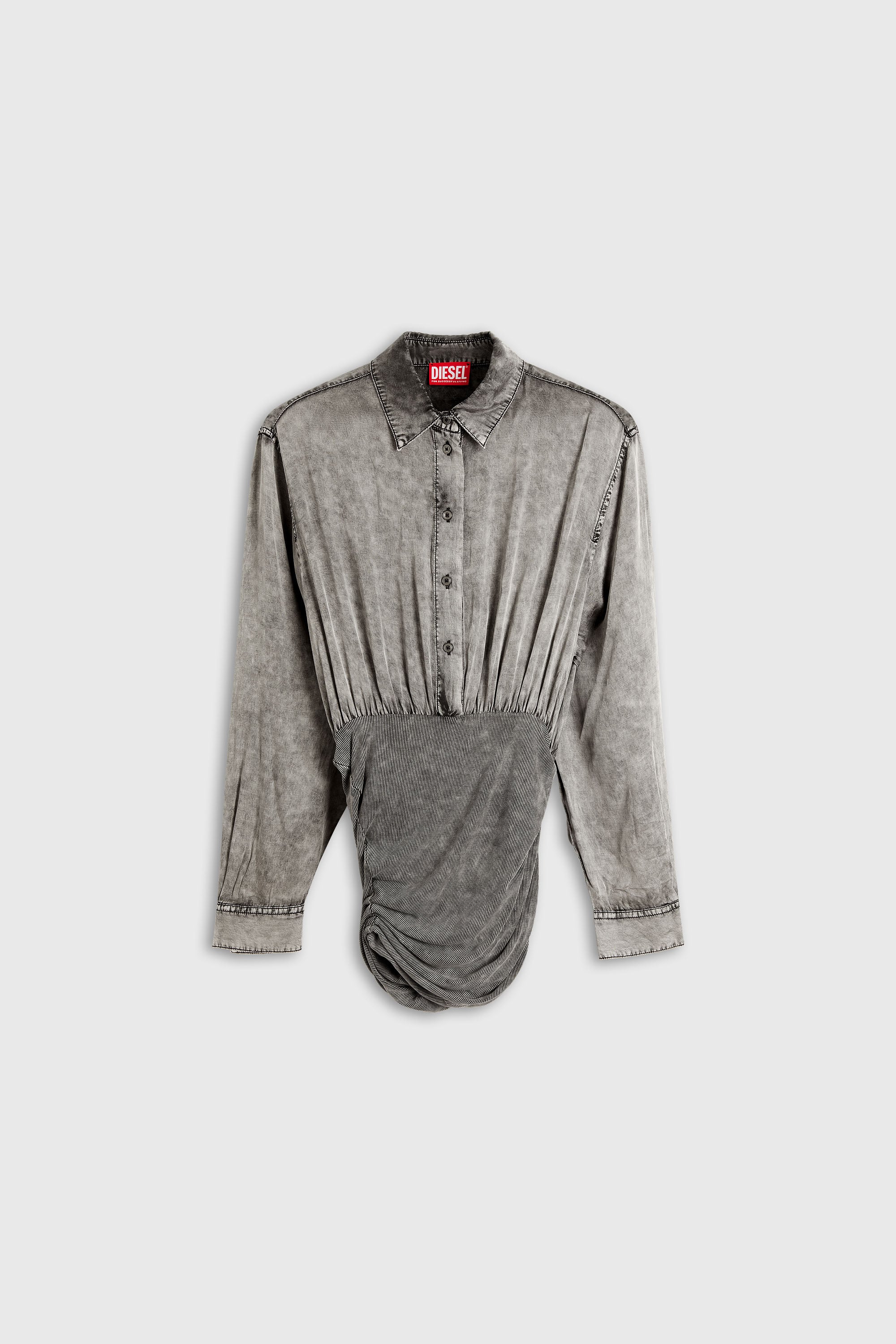 Diesel - C-ASSIA-B1, Chemise satin&eacute;e avec section taille torsad&eacute;e Femme in Gris - 2