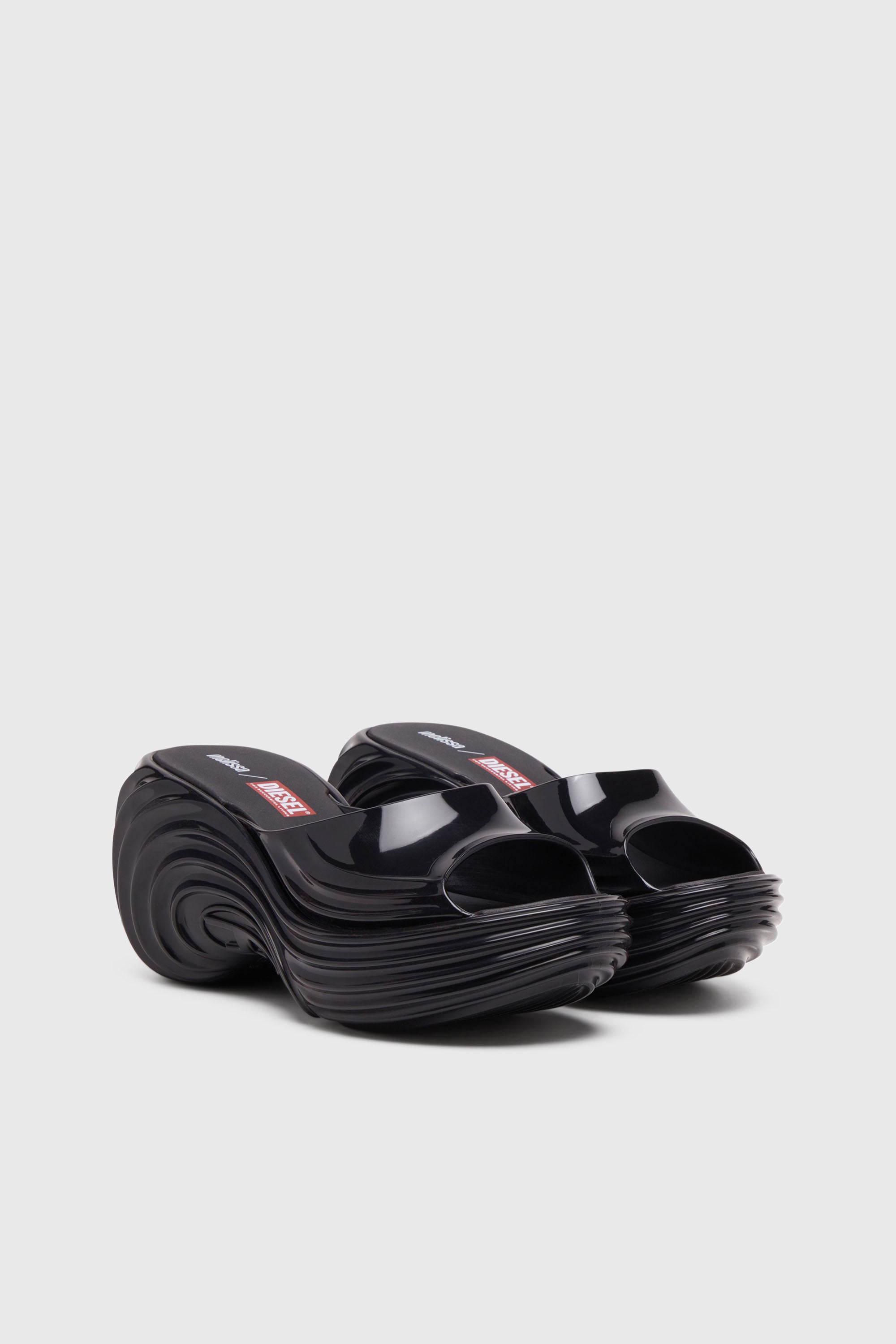 Diesel - MELISSA QUANTUM PLATFORM, Mule &agrave; plateforme en Melflex&reg; Femme in Noir - 2