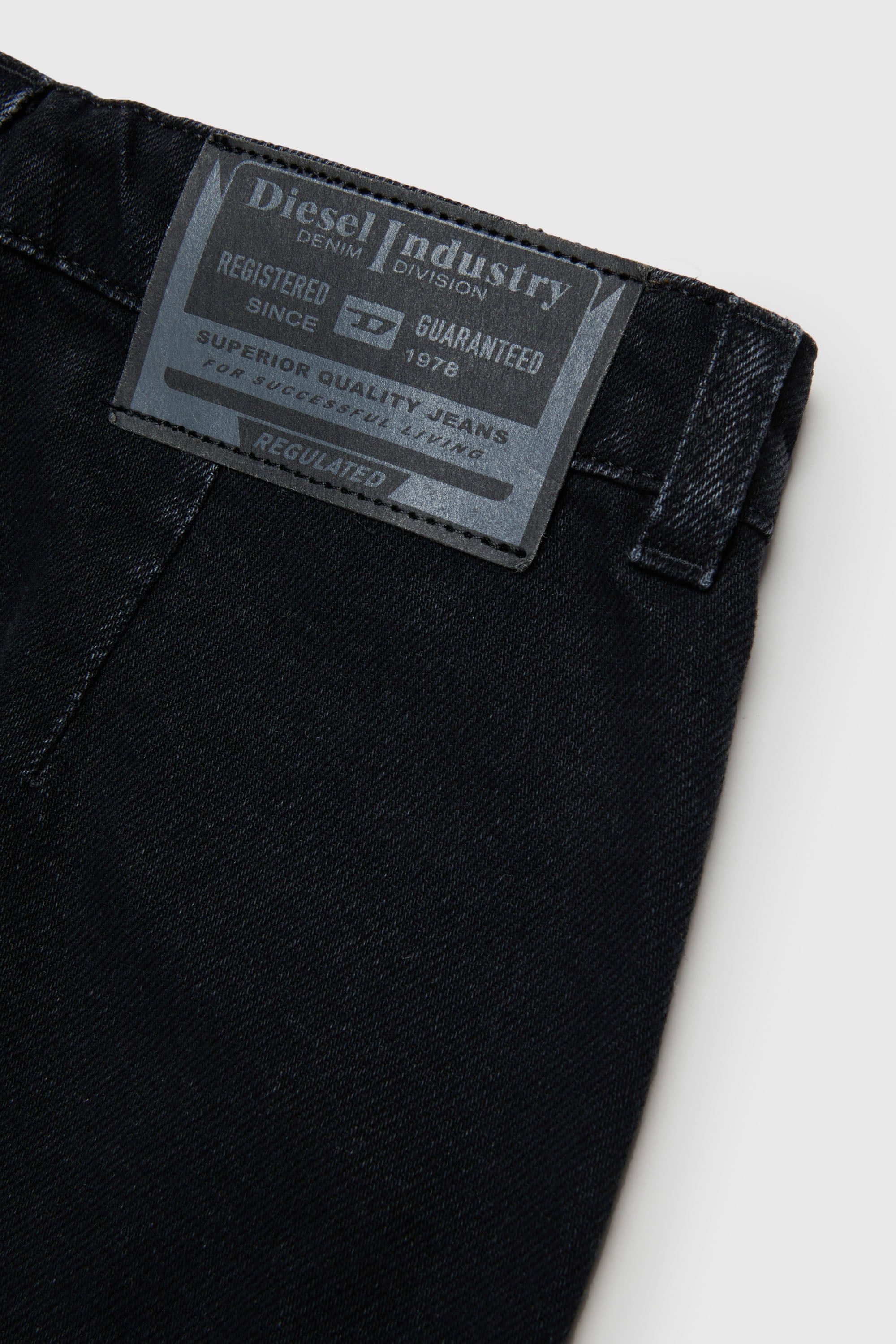 Diesel - GEARD, Woman's Denim mini skirt with curved hem in Black/Dark grey - 4