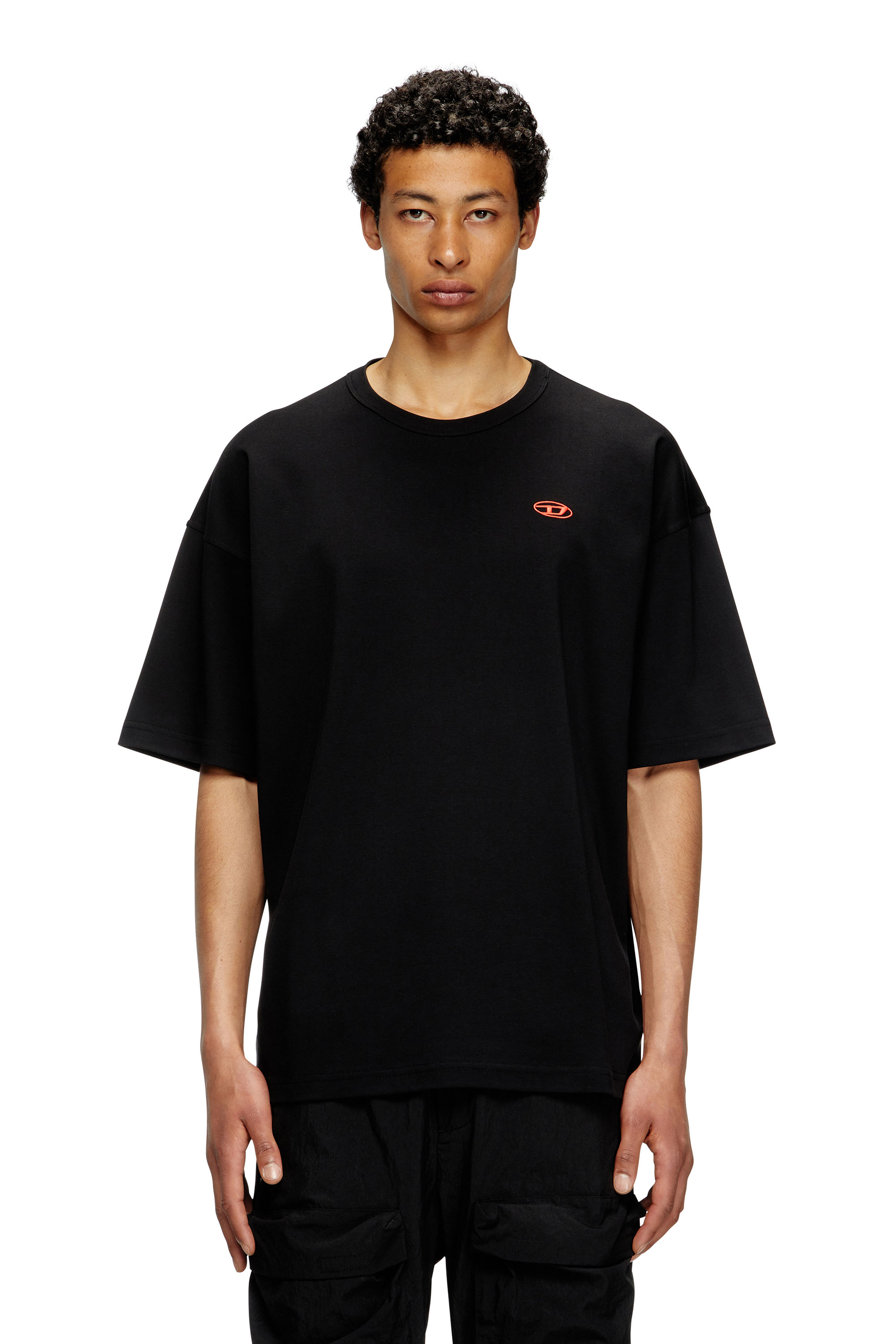 Diesel - T-BOXT-T6, T-shirt avec Oval D rouge Homme in Noir - 1