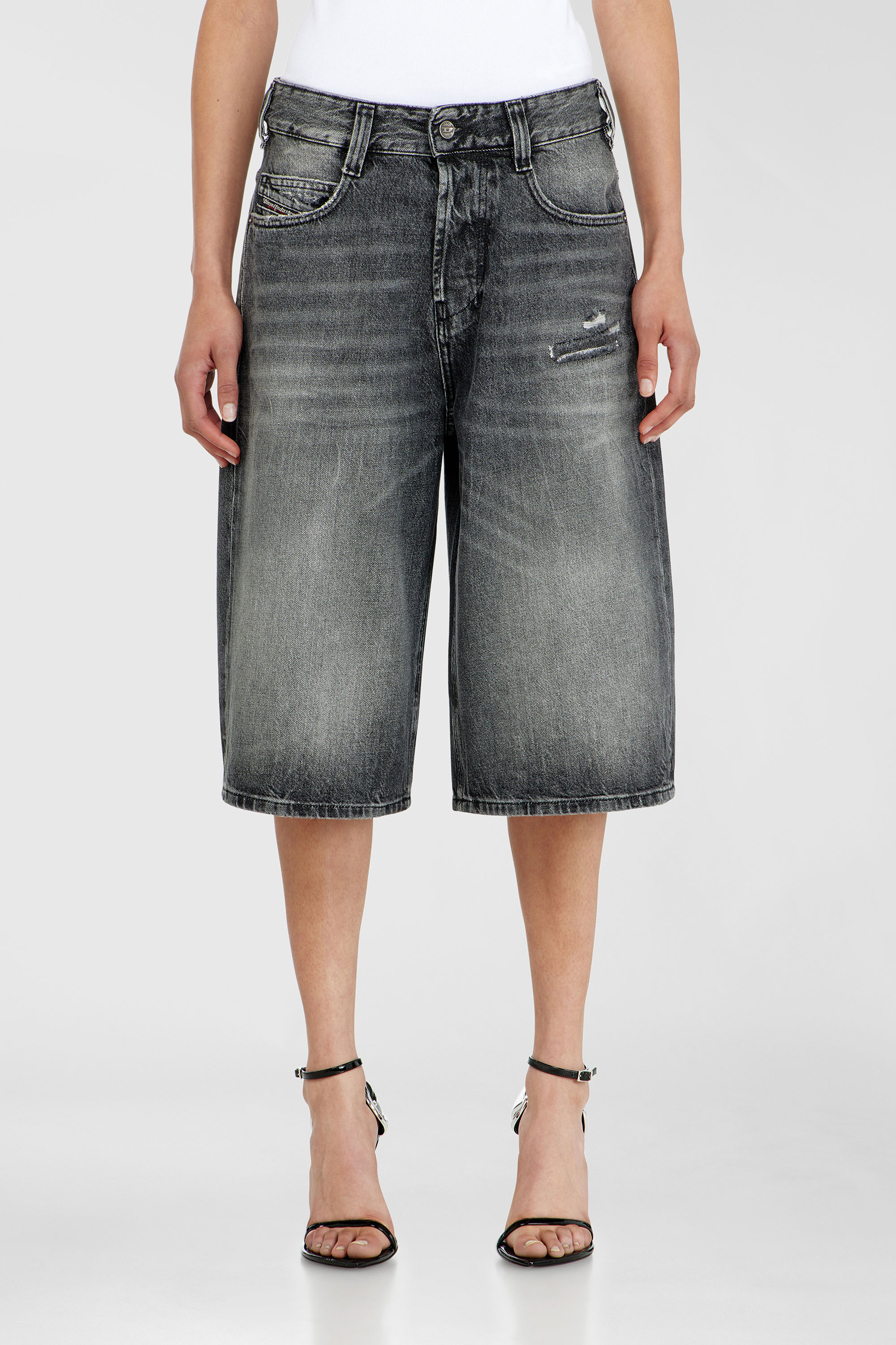 Diesel - D-ENIM-M-SHORT, Short en denim relaxed avec abrasions Mixte in Gris - 2