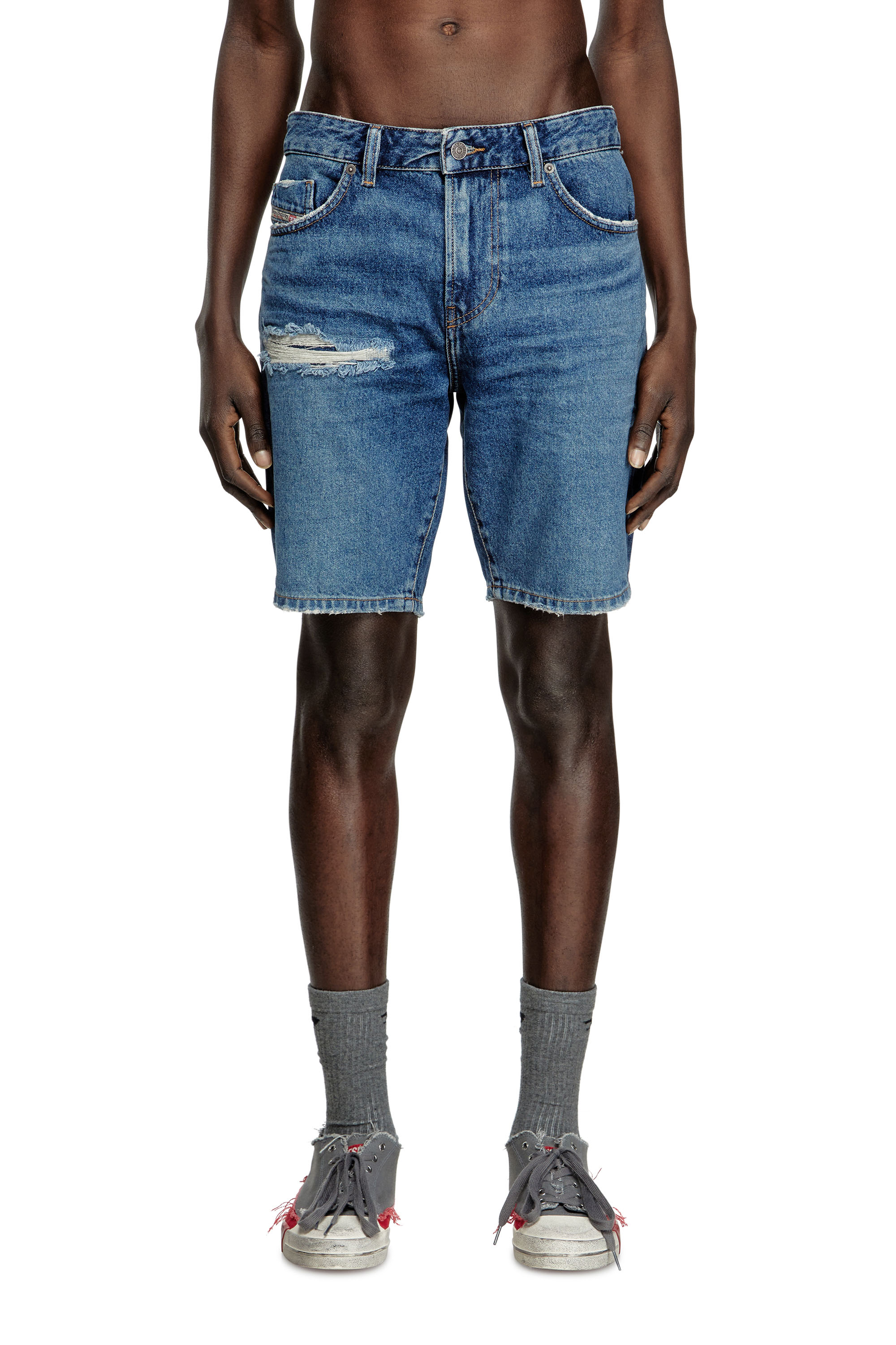 Diesel - D-FIN, Man's Slim denim shorts in Medium blue - 3