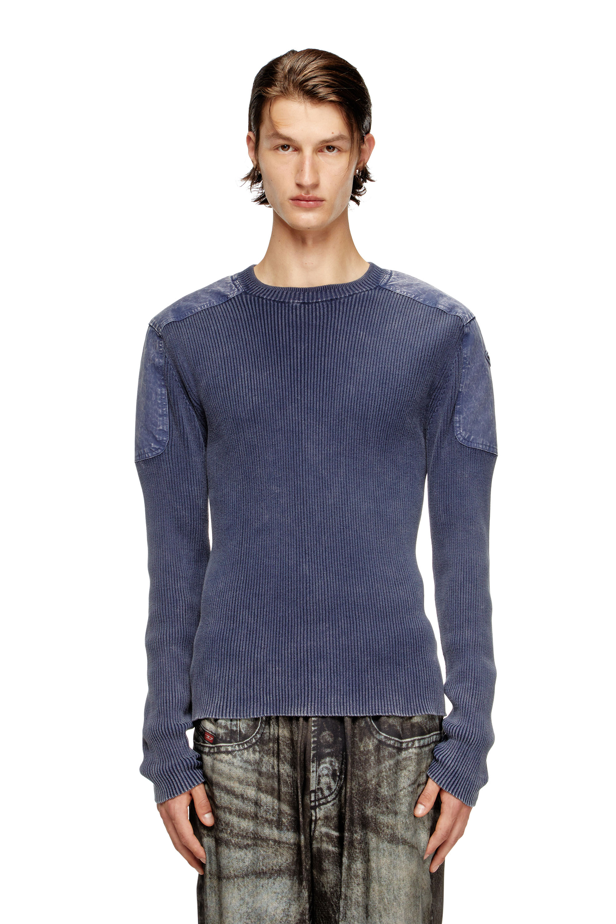 Diesel - K-MARTIN, Pull avec empiècements en denim sur les épaules Homme in Bleu - 1