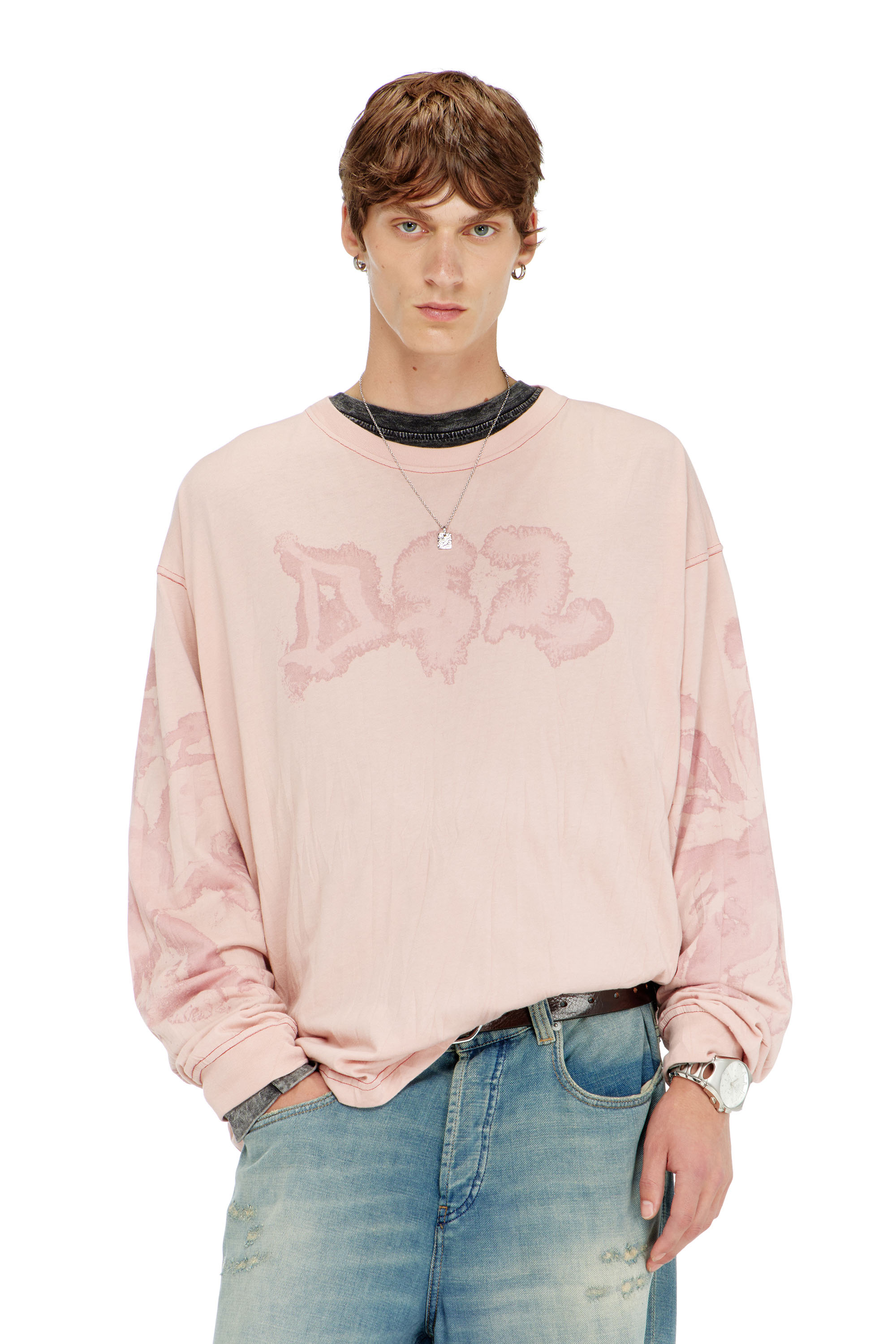 Diesel - T-BOXT-LS-AA4, T-shirt relaxed &agrave; manches longues avec imprim&eacute; tachet&eacute; Homme in Rose - 3