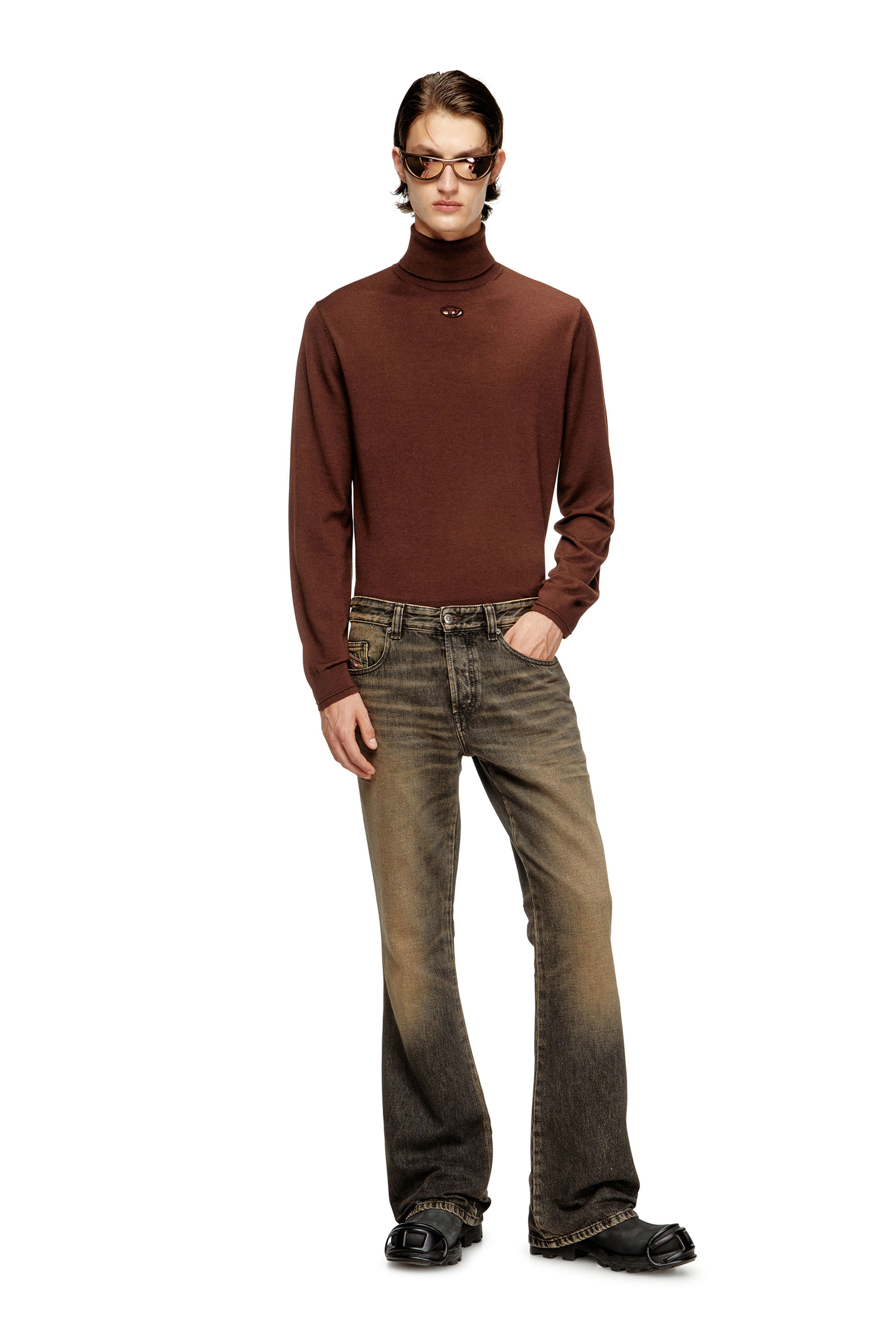 Diesel - K-VARTA, Pull à col roulé en laine avec logo ajouré Homme in Marron - 2