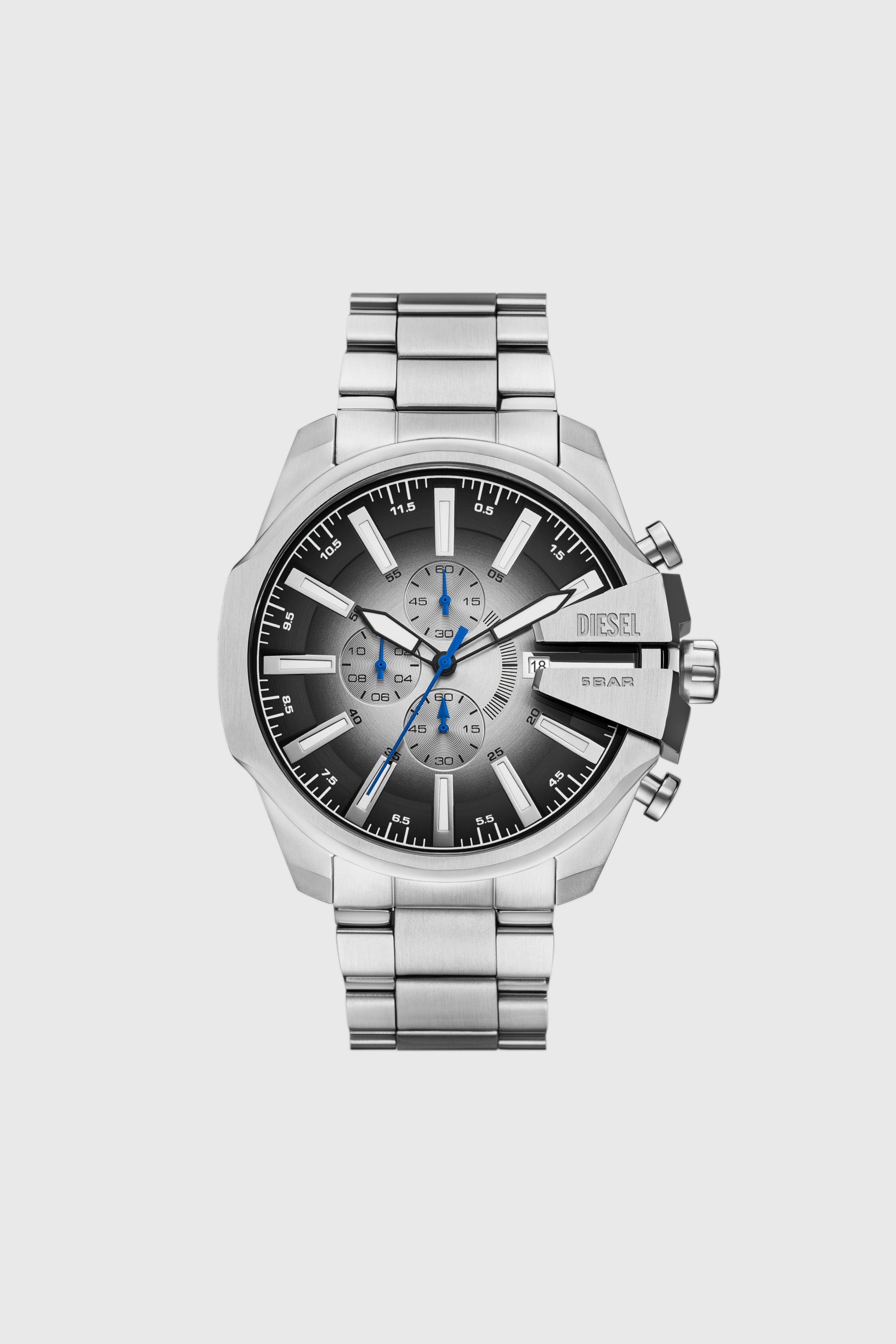 Diesel - DZ4686 WATCH, Montre Mega Chief Slim en acier inoxydable Homme in Gris argent&eacute; - 1