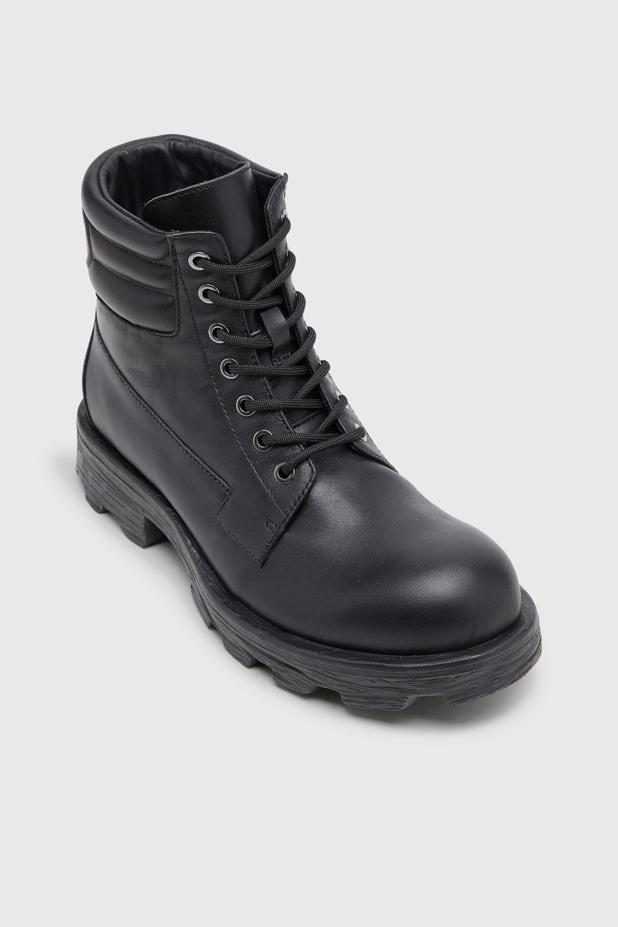 Diesel - D-HAMMER LACE UP, Man's D-Hammer - Combat boots in leather in Black - 6