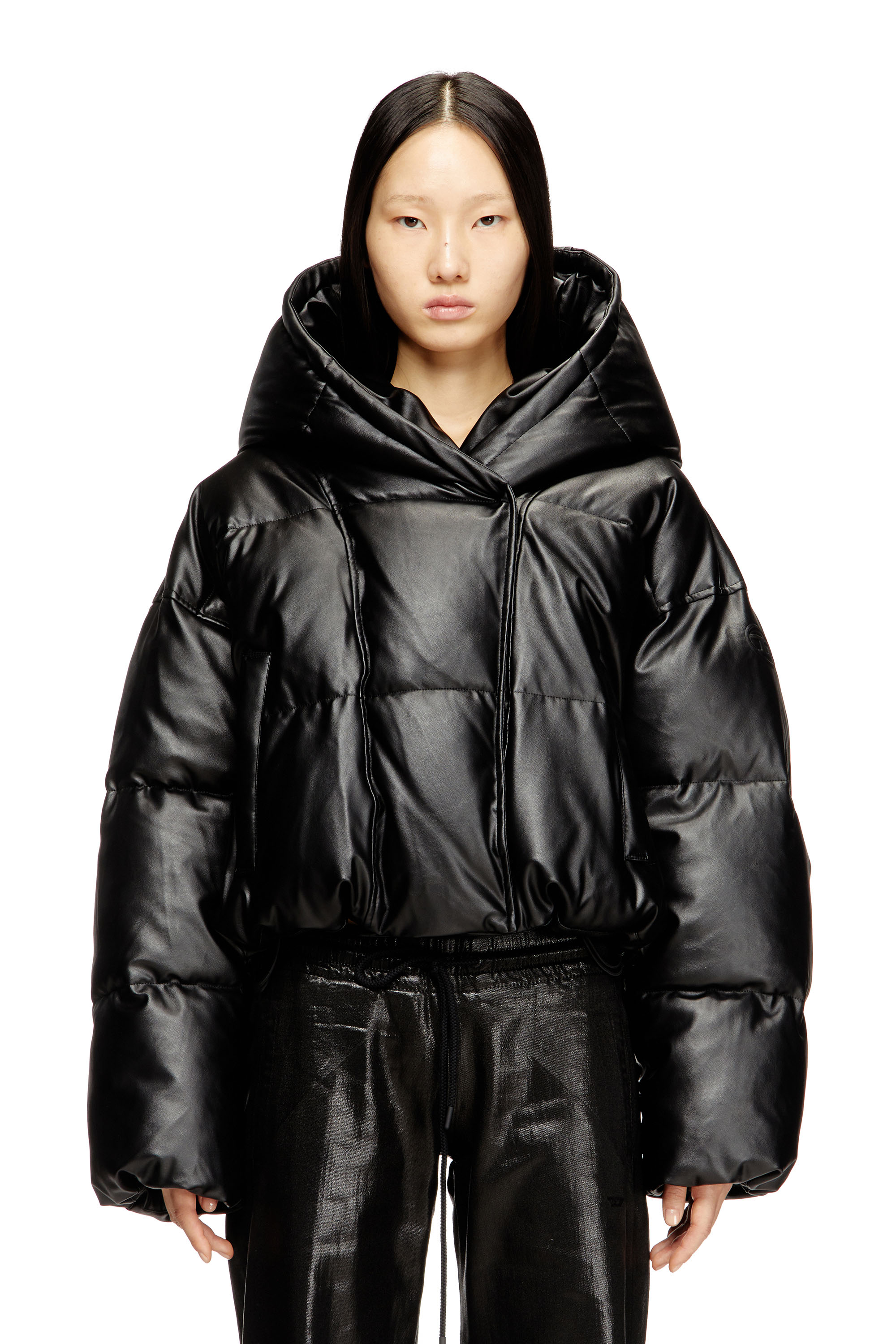 Diesel - W-ILLEY, Veste matelassée à capuche en tissu enduit Femme in Noir - 1