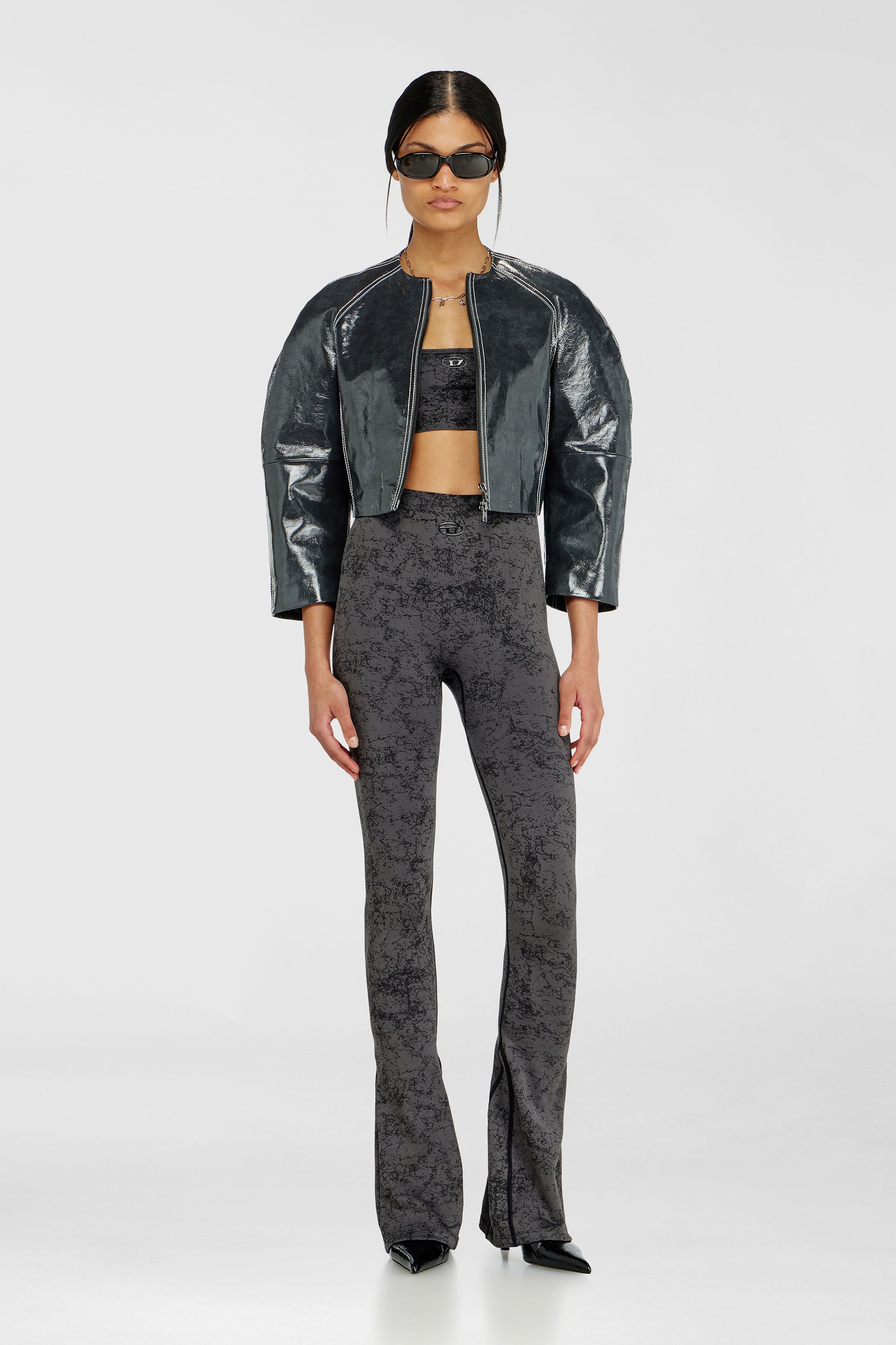 Diesel - CORNELIA-UTLT, Legging &eacute;vas&eacute; avec imprim&eacute; utilitaire Femme in Gris - 1