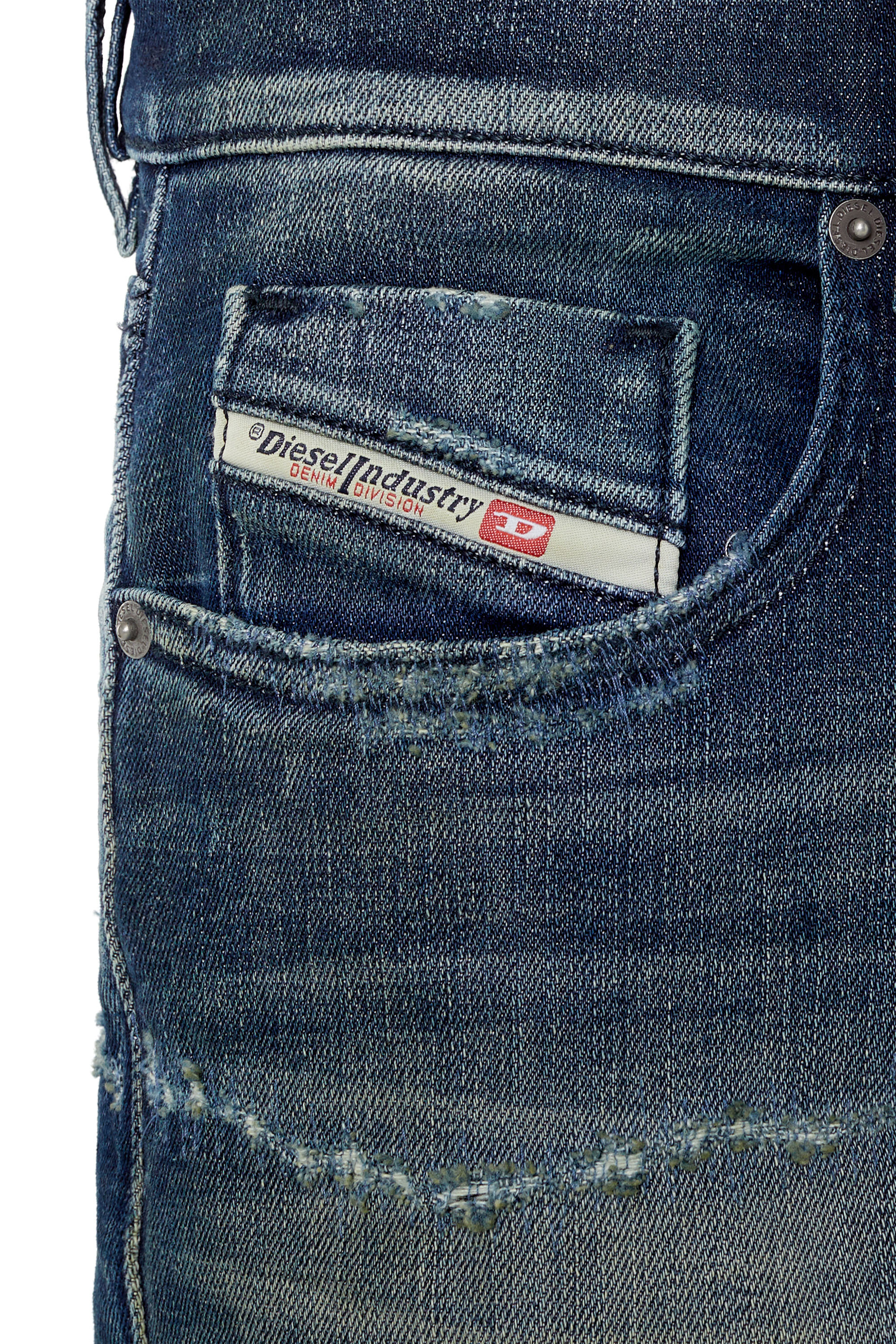 Diesel - 2019 D-Strukt 09F57 Slim Jeans, Bleu Foncé - Image 3