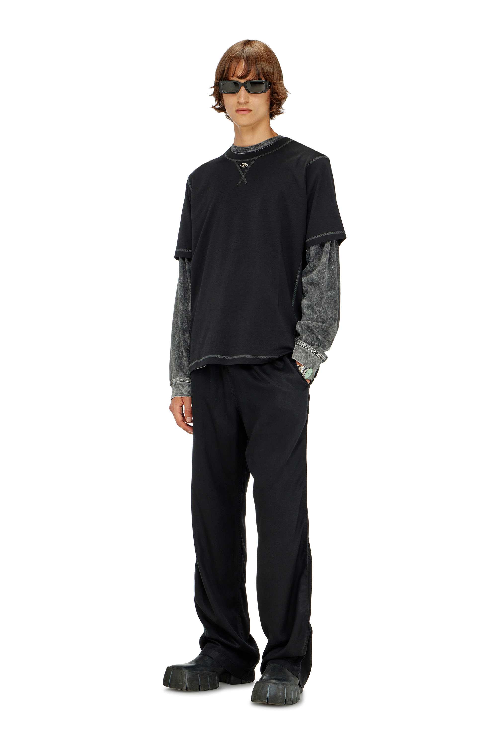 Diesel - T-MADJUST-TR, T-shirt r&eacute;guli&egrave;re avec col rond et Oval D Homme in Gris - 1