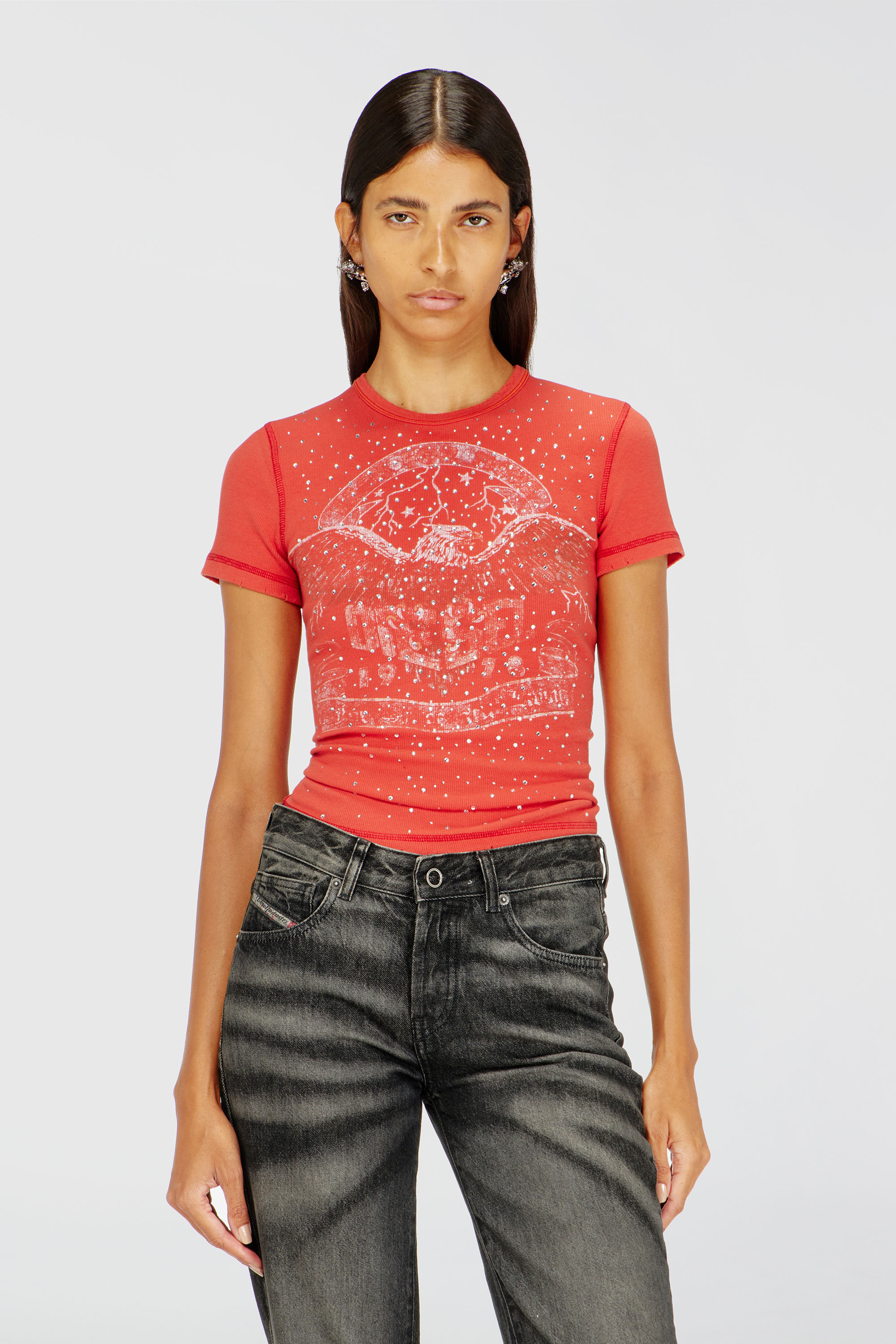 Diesel - T-MARSY-RIB-CRY, T-shirt avec graphismes de concert et cristaux Femme in Rouge - 2