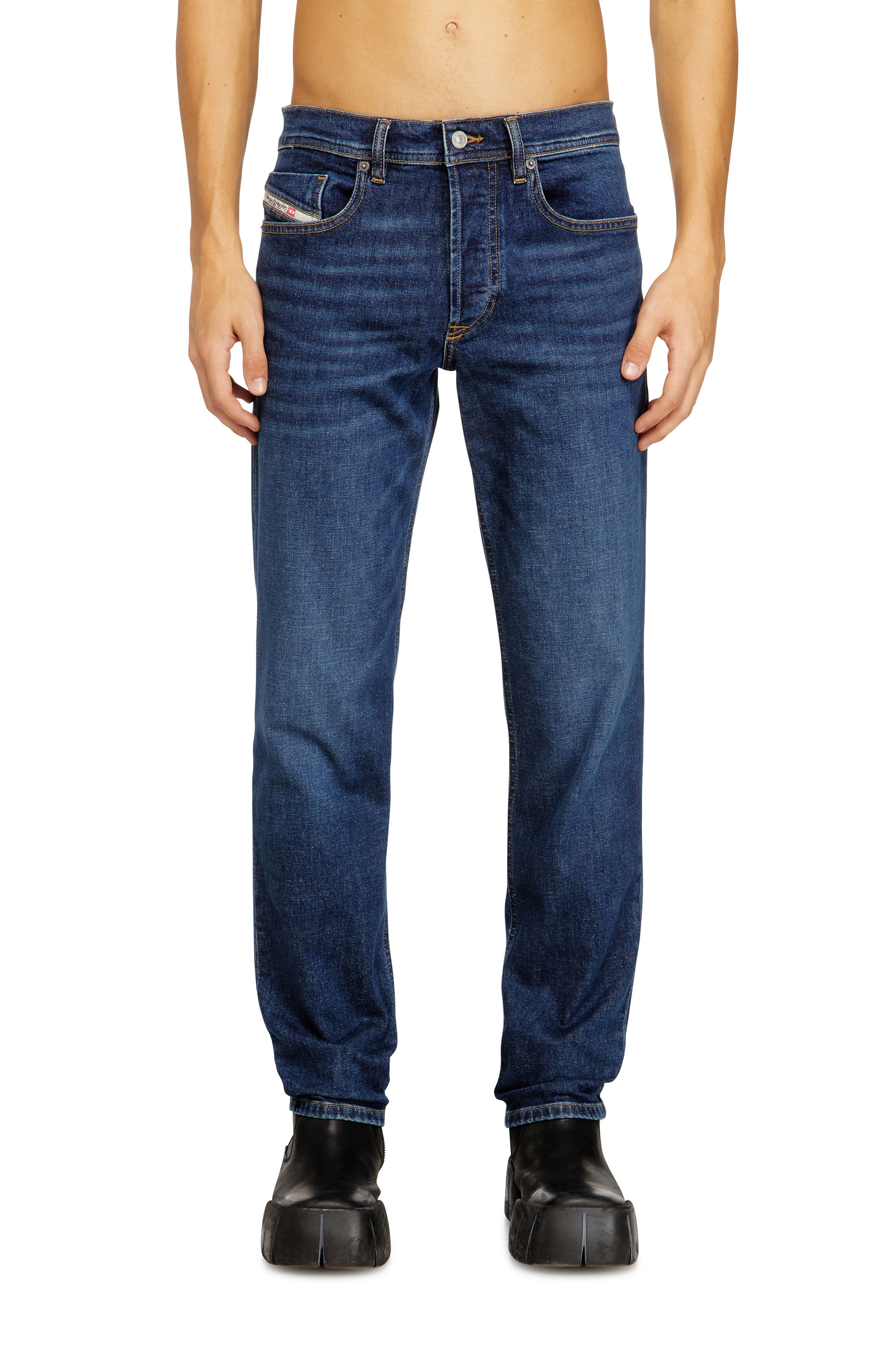Diesel - Regular Jeans 2023 D-Finitive 0ADBG Homme, Bleu moyen - Image 3