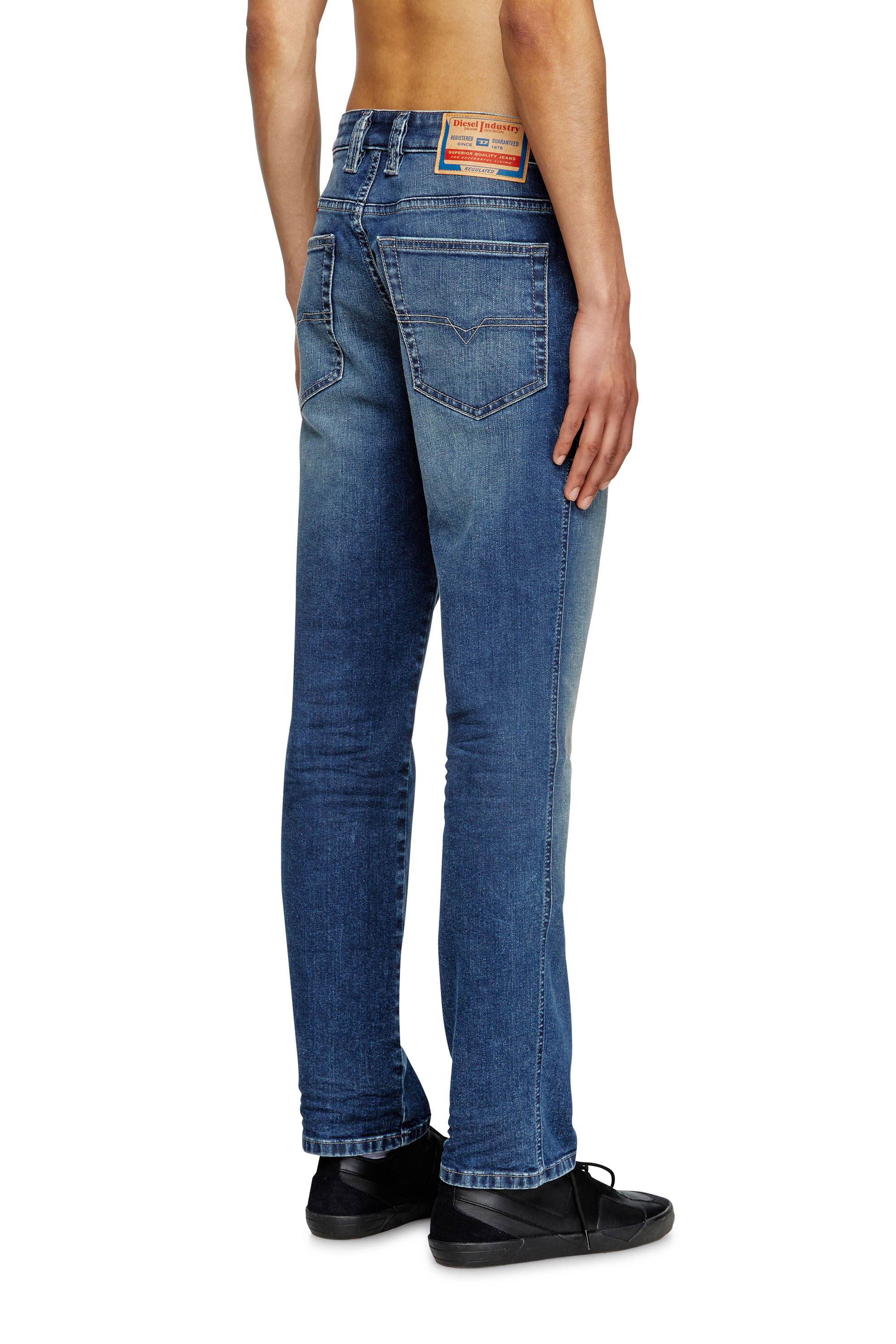 Diesel - Slim Jeans 1993 D-Vyl 0DBEE Homme, Bleu moyen - Image 4