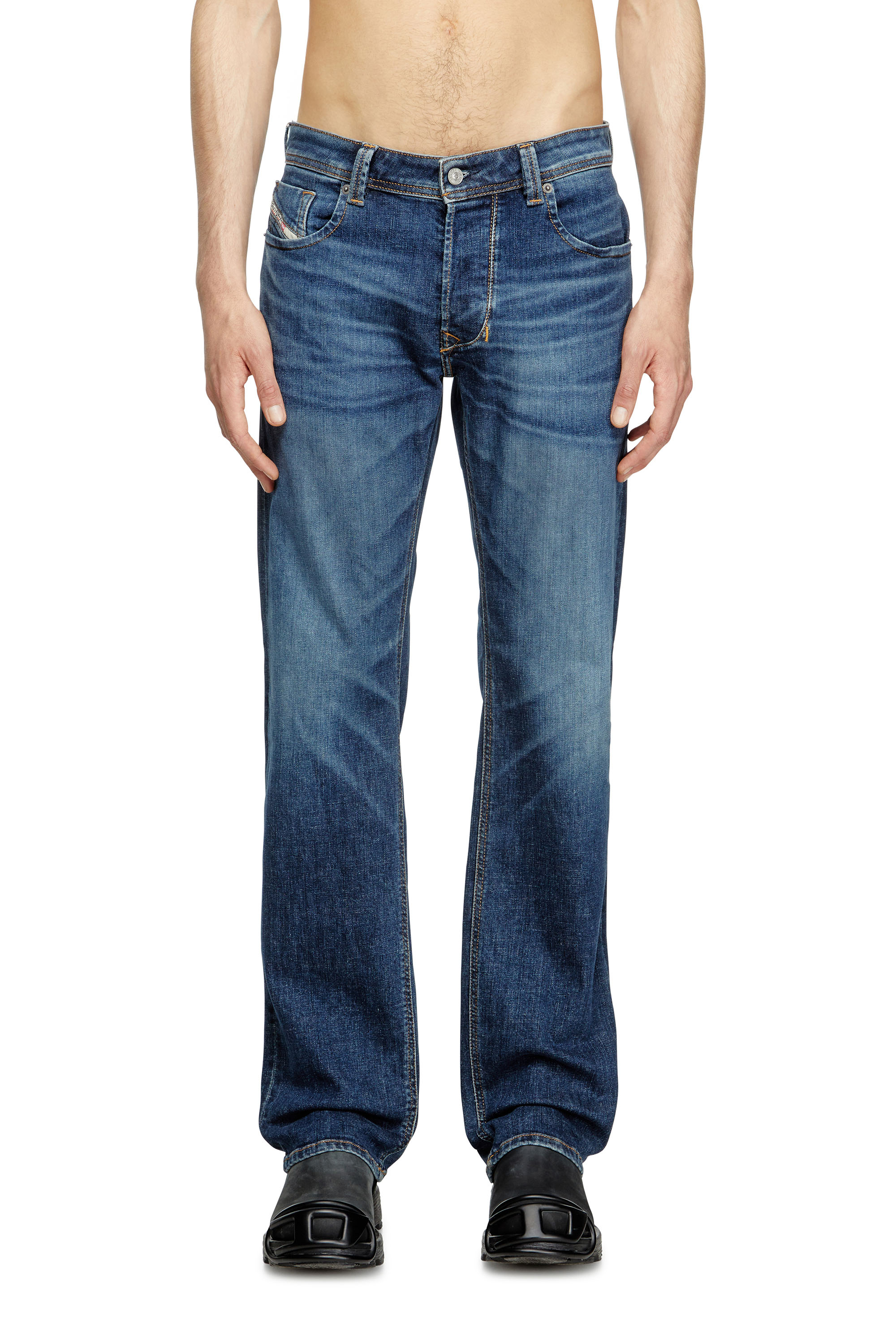 Diesel - Regular Jeans 1985 Larkee 09J47 Homme, Bleu Foncé - Image 1