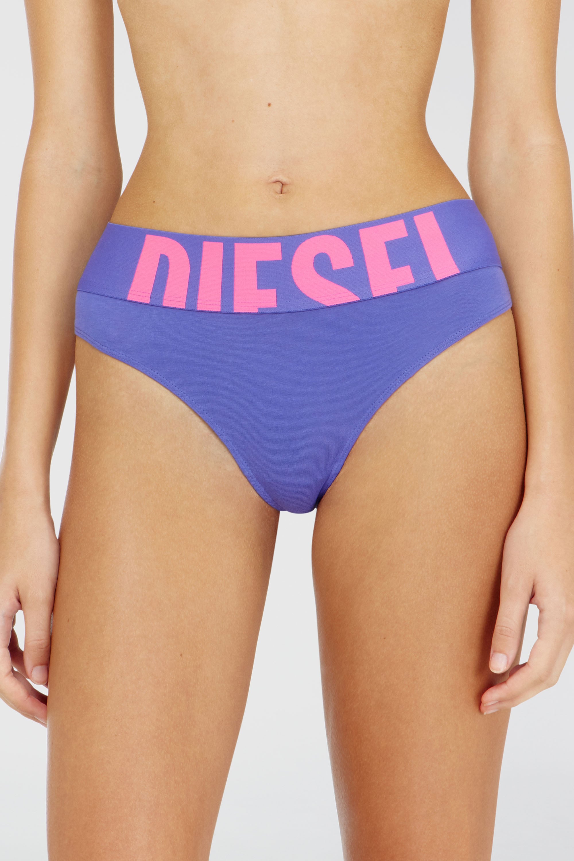 Diesel - UFST-STARS-THREEPACK, Lot de trois strings avec logo d&eacute;coup&eacute; Femme in Polychrome - 2