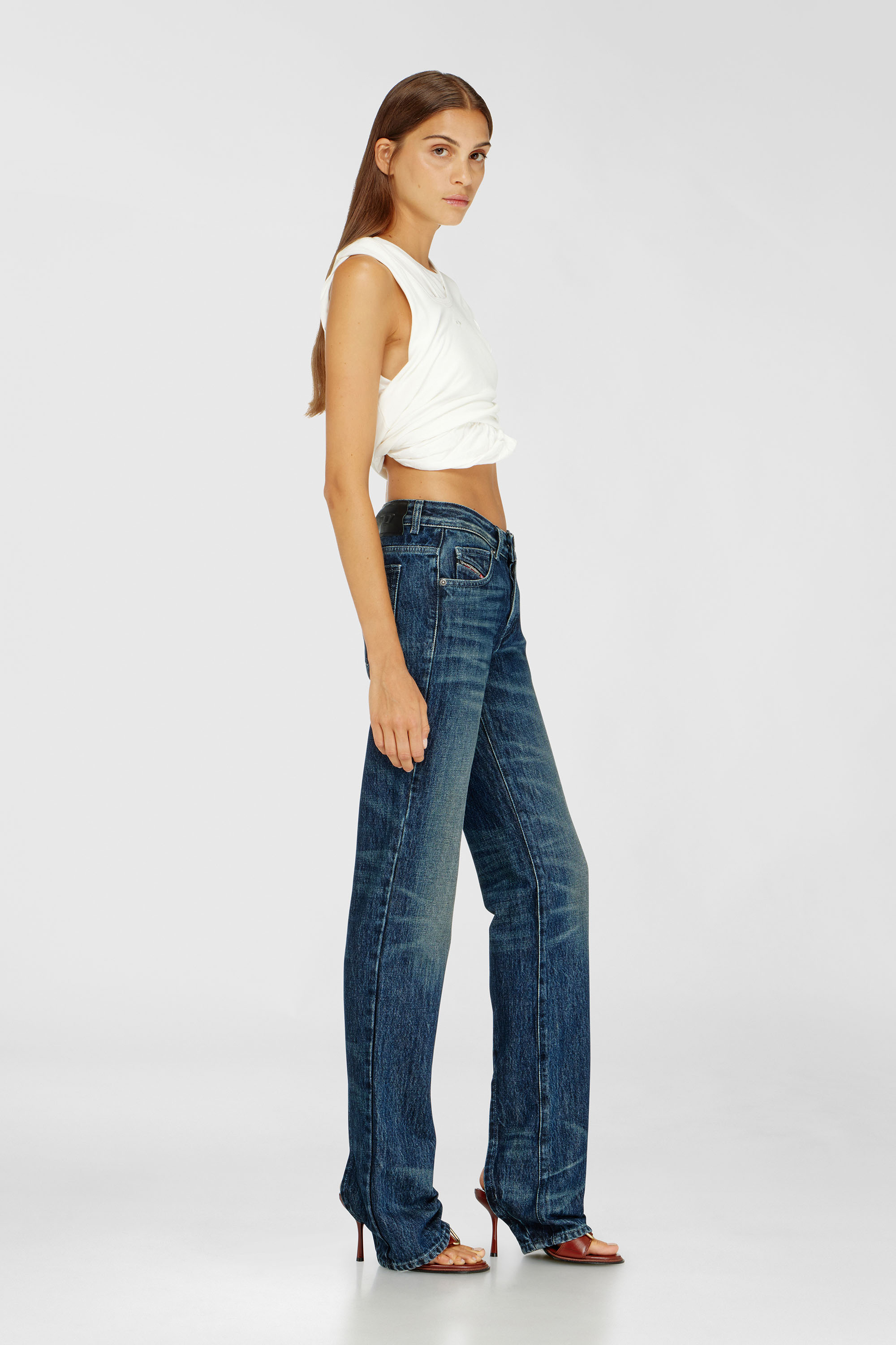 Diesel - Regular Jeans D-Heel 007FZ Femme, Bleu Fonc&eacute; - Image 2