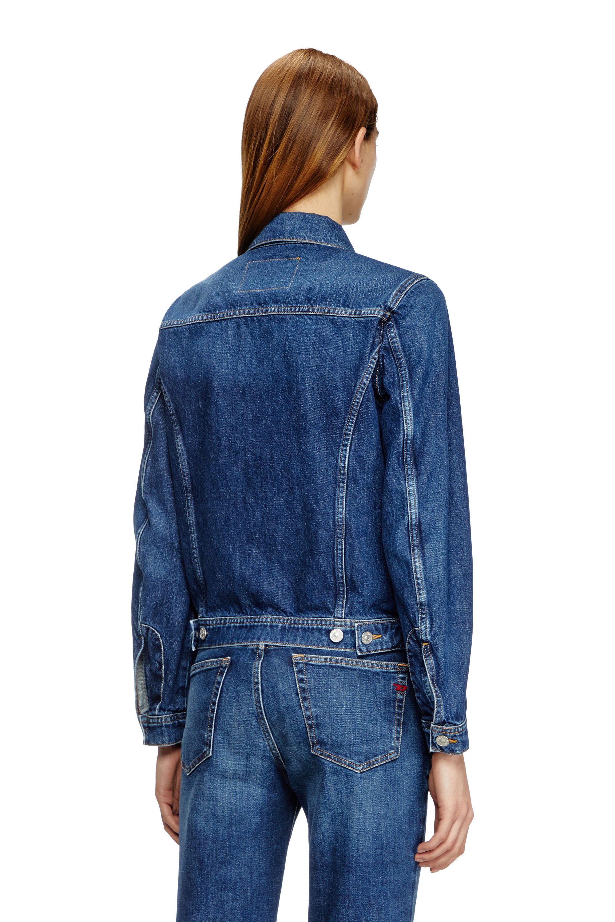 Diesel - DE-BONNY, Veste trucker en denim Femme in Bleu - 4