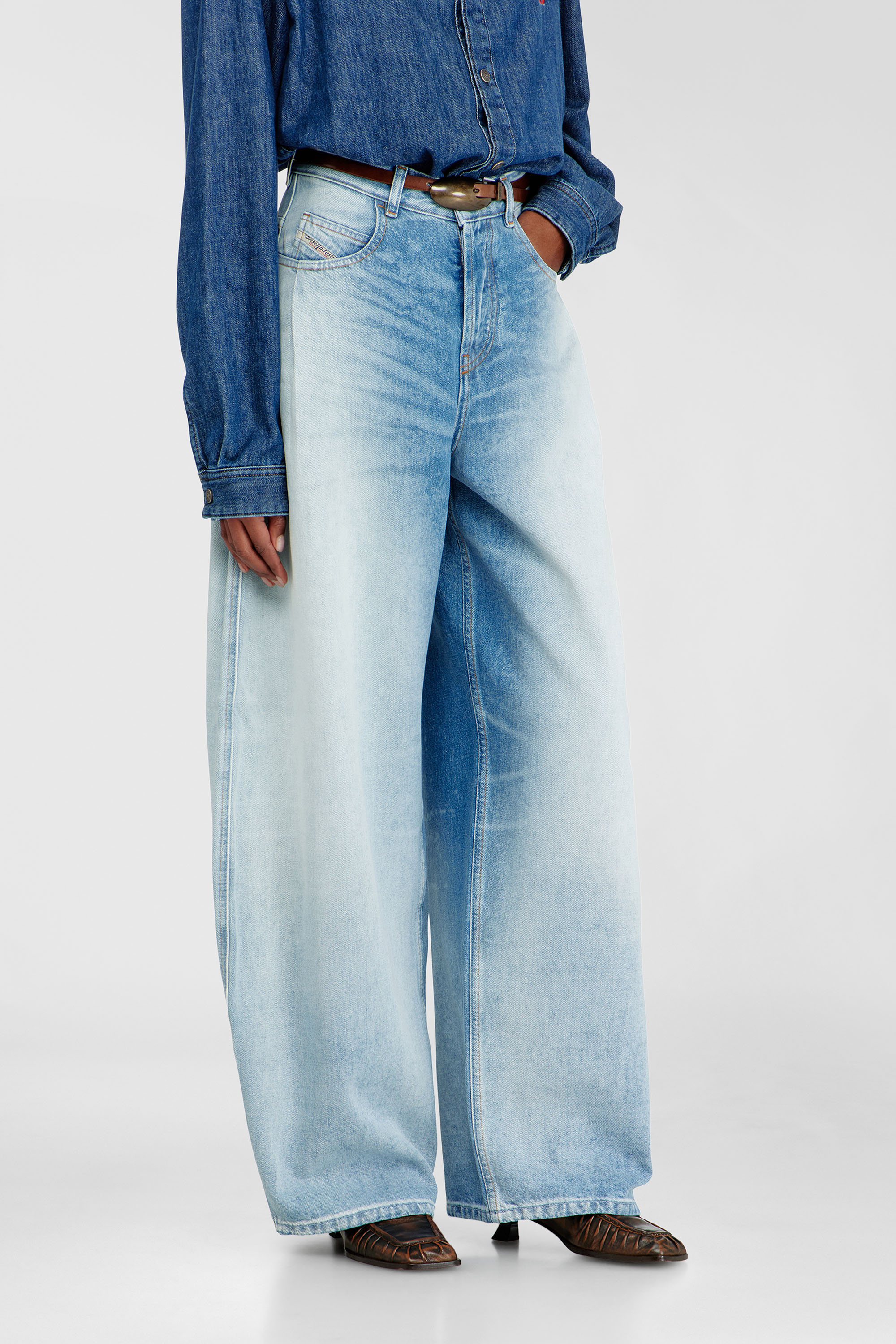 Diesel - Relaxed Jeans 1987 D-Khelz 007EE Femme, Bleu Clair - Image 7