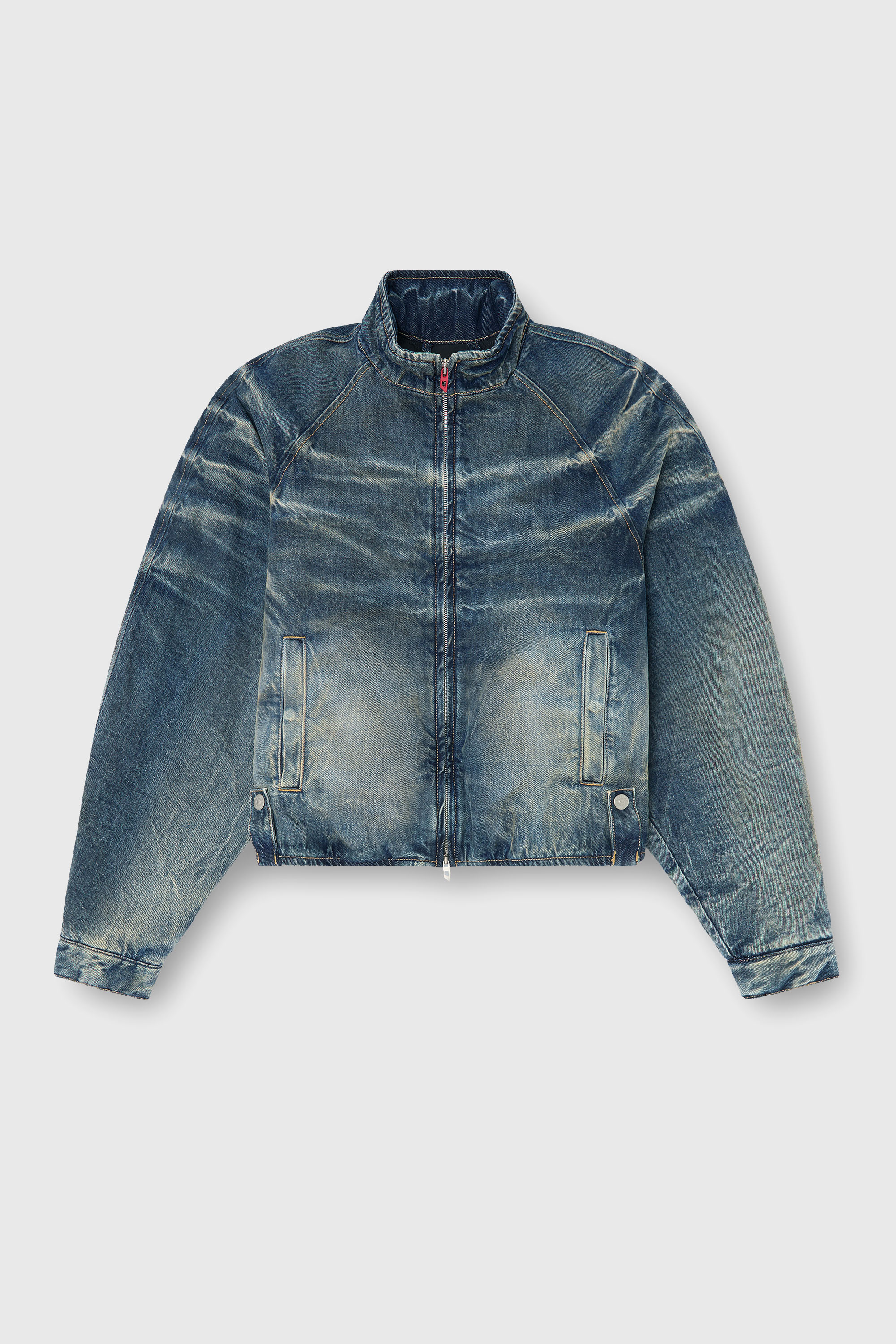 Diesel - DE-BARUS-FSJ1, Veste matelass&eacute;e en denim froiss&eacute; effet us&eacute; Femme in Bleu - 2