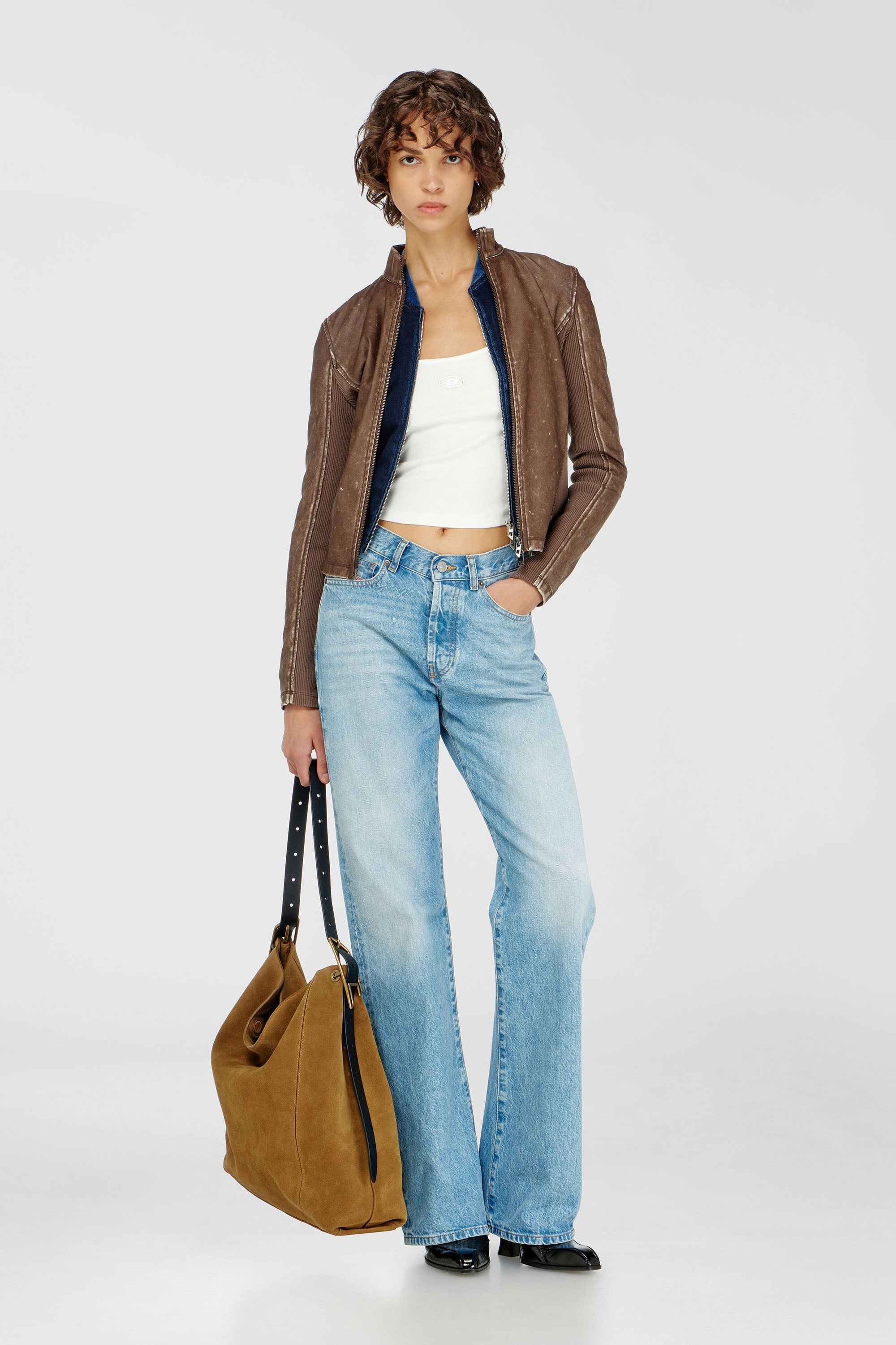 Diesel - T-HUPY-OD, Haut c&ocirc;tel&eacute; avec Oval D m&eacute;tallique Femme in Blanc - 2