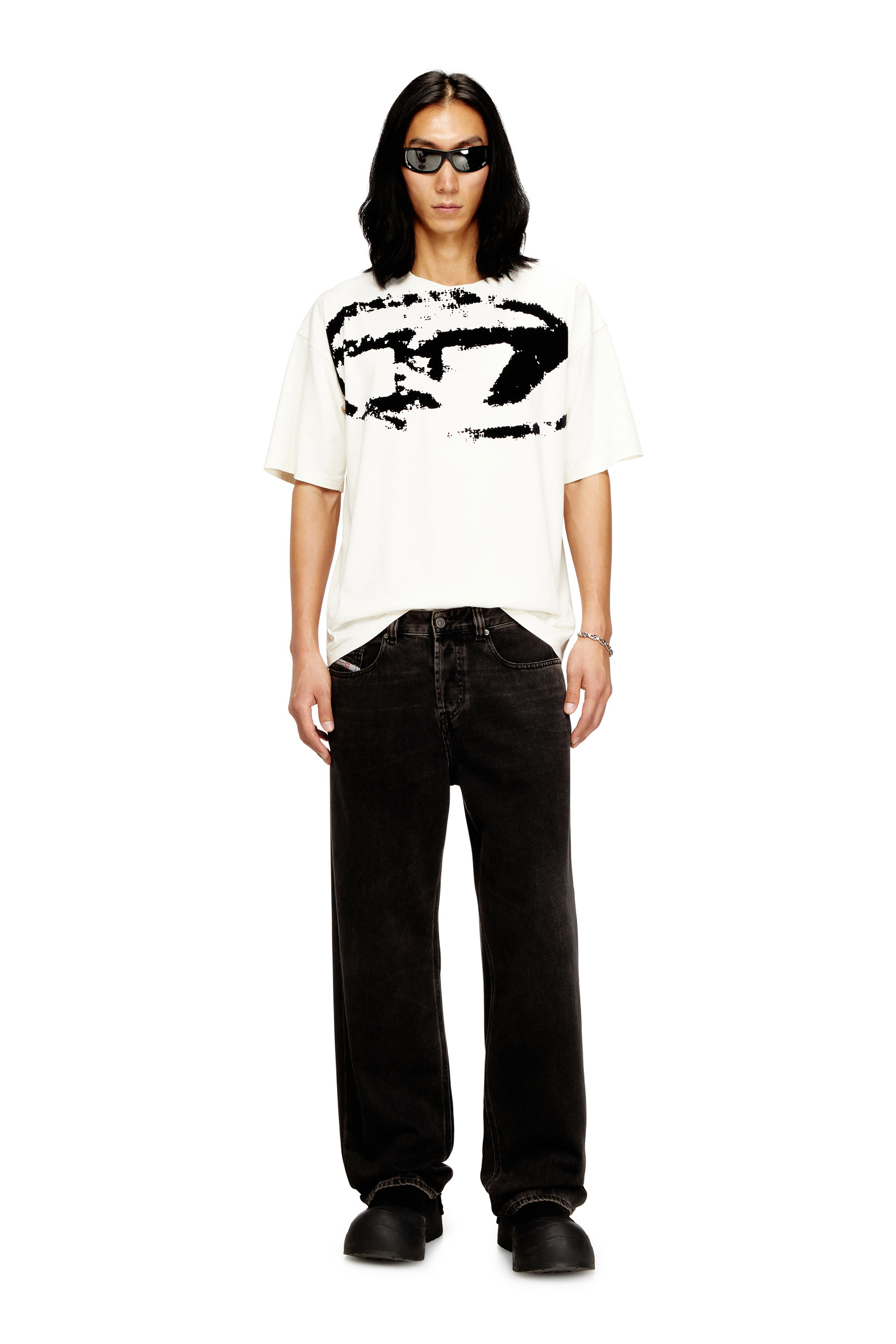 Diesel - T-BOXT-N14, T-shirt avec logo floqué effet vieilli Homme in Polychrome - 2