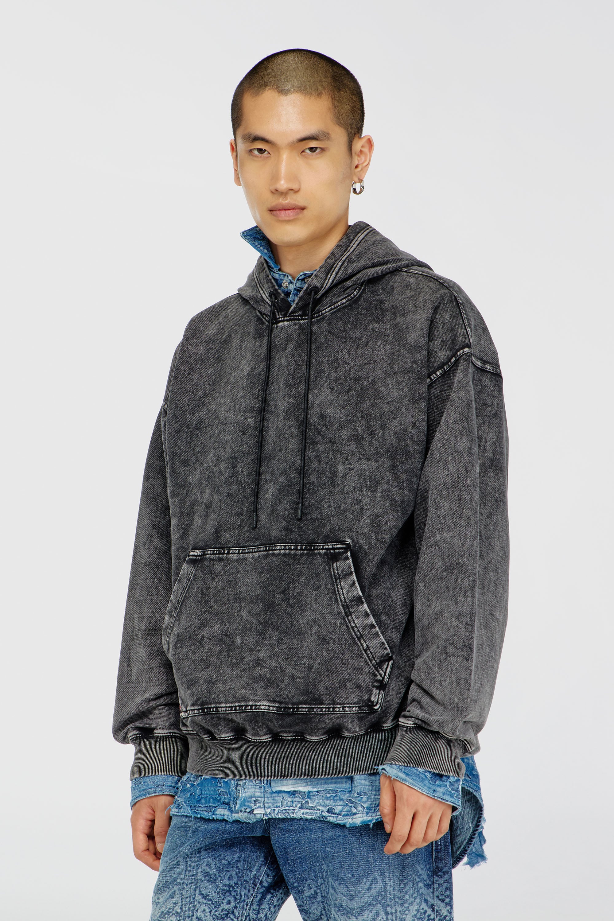 Diesel - S-BOXT-HOOD-TUK, Sweat &agrave; capuche effet denim trait&eacute; Homme in Gris - 1