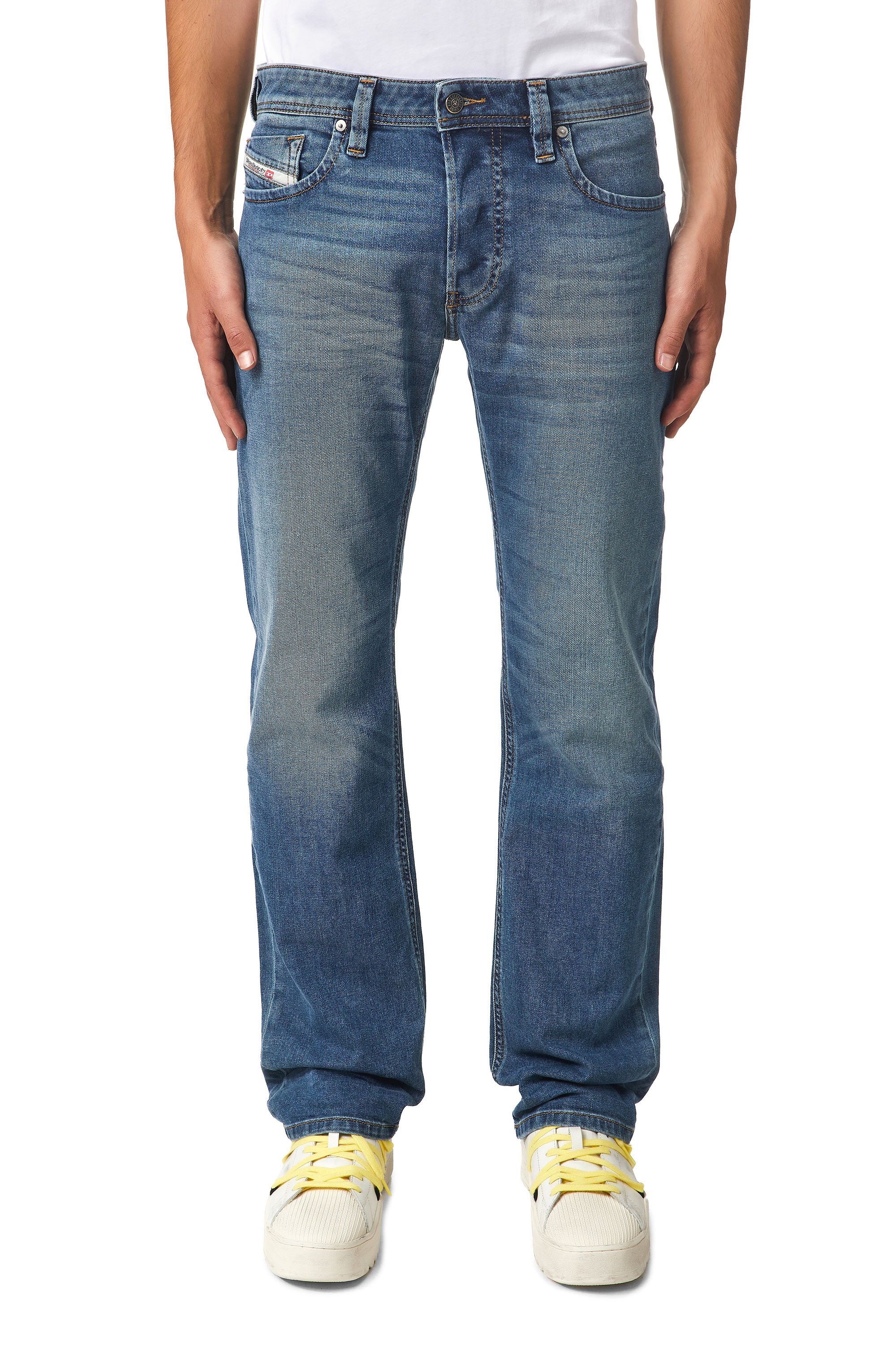 Diesel - Larkee 009EI Straight Jeans, Bleu moyen - Image 1