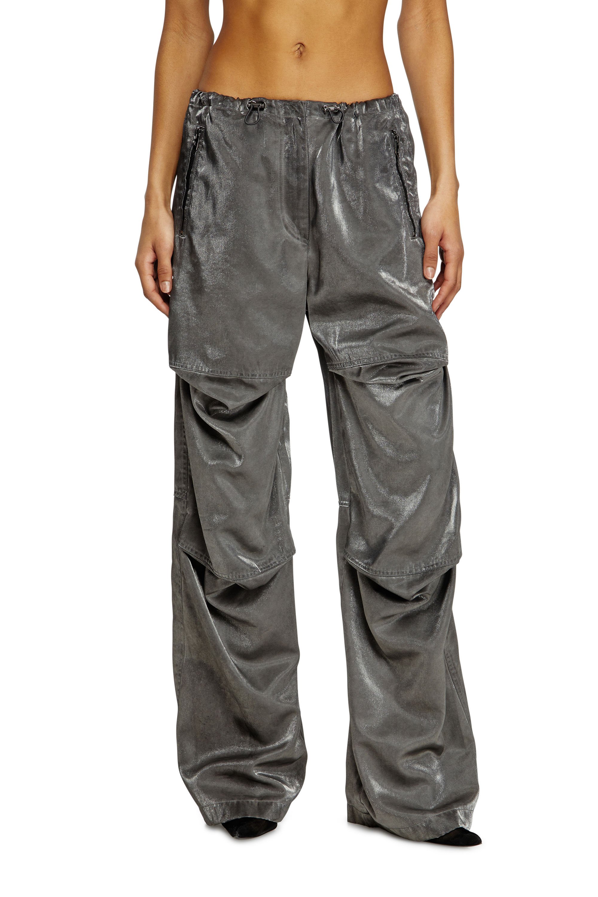 Diesel - P-RODIGE, Pantalon cargo en satin Femme in Gris - 2