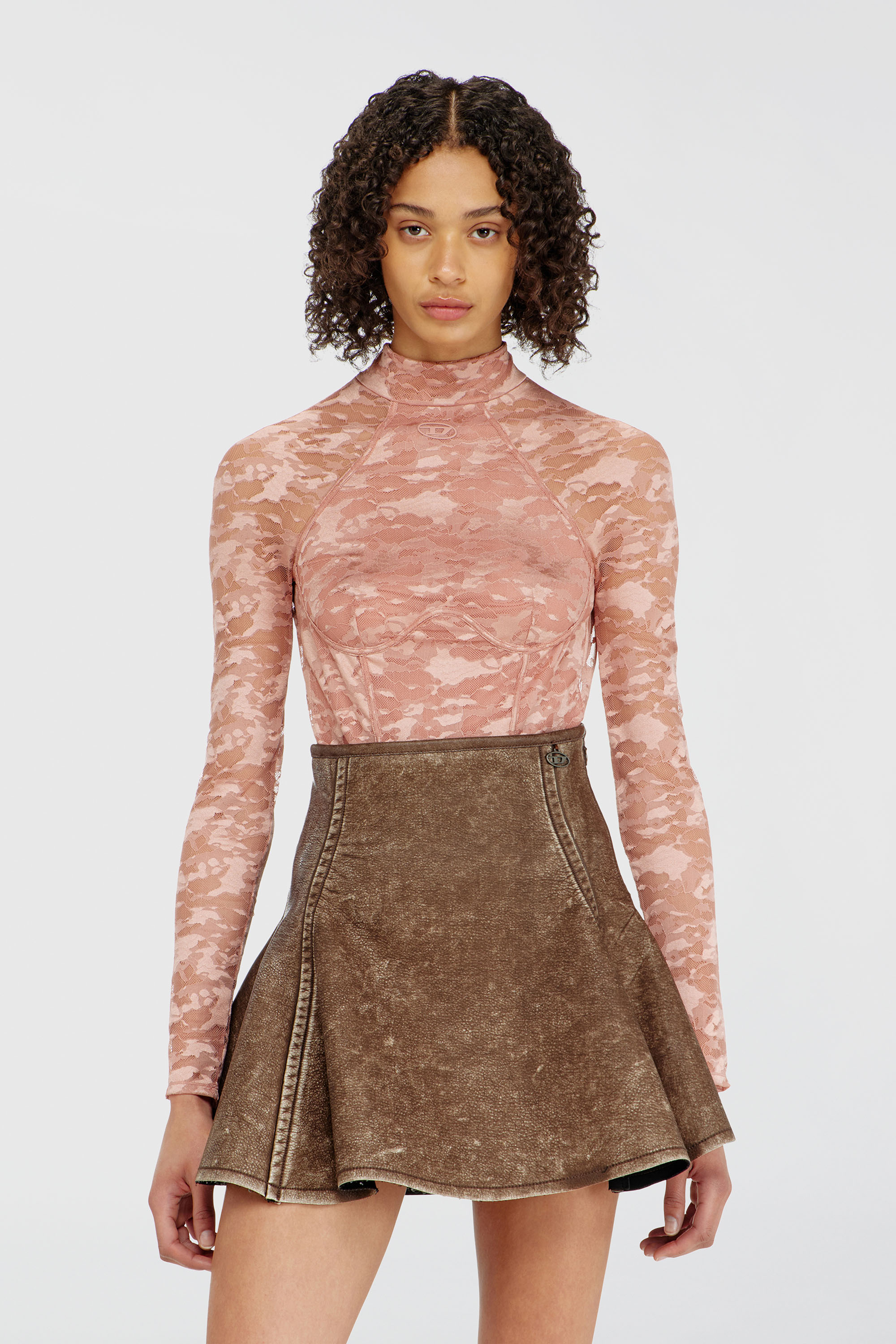 Diesel - VIVIAN-UTLT, Body en dentelle nylon avec dos ouvert Femme in Rose - 1