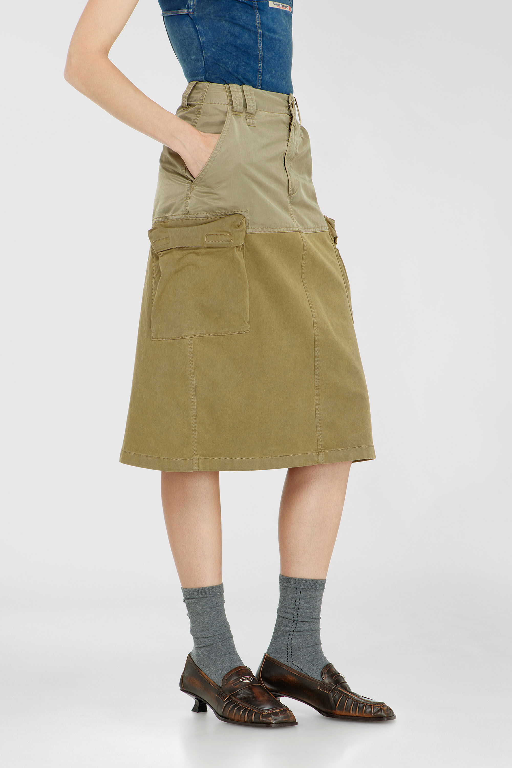 Diesel - O-DELE, Jupe cargo midi en coton et nylon Femme in Vert - 1