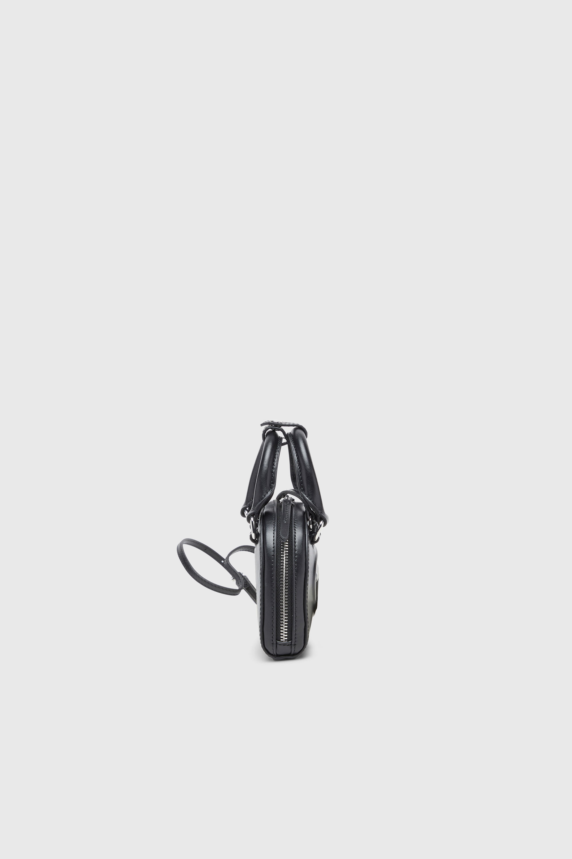 Diesel - 1DR DOME CROSSBODY XS, 1DR Dome-Slim sac bowling en cuir nappa Femme in Noir - 4