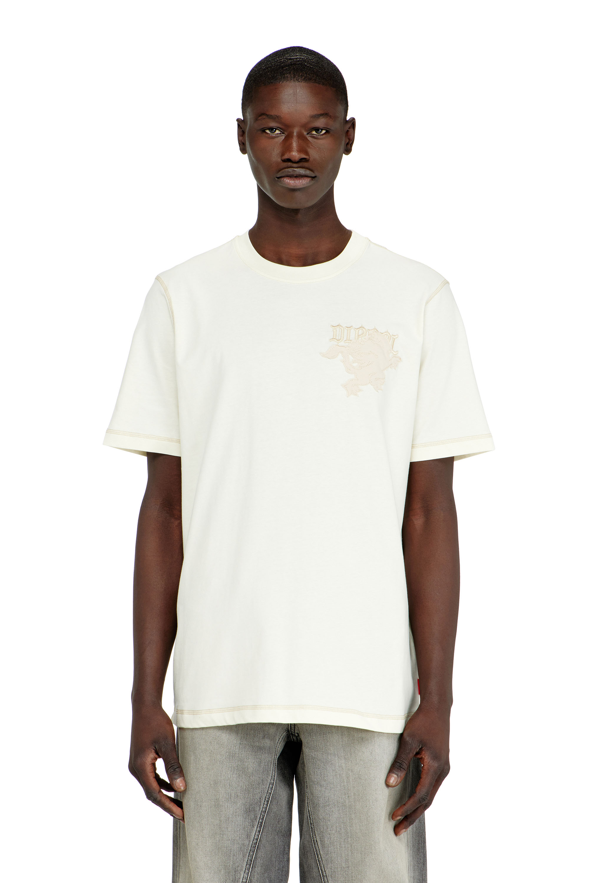 Diesel - T-ADJUST-NOTCH, T-shirt classique avec &eacute;cusson brod&eacute; Homme in ToBeDefined - 3